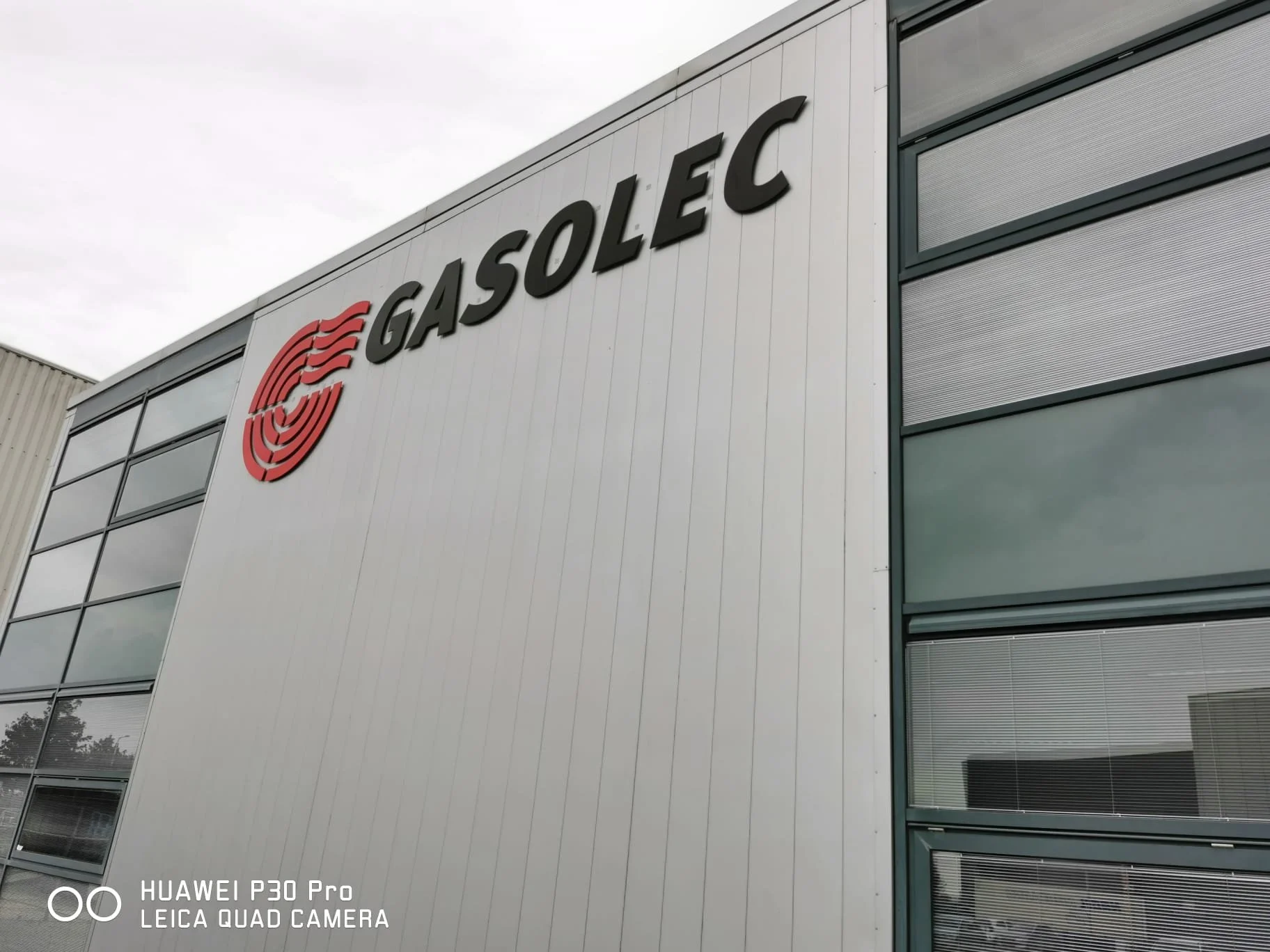 PHOTO-2025-11-06-20-06-10 2.jpg