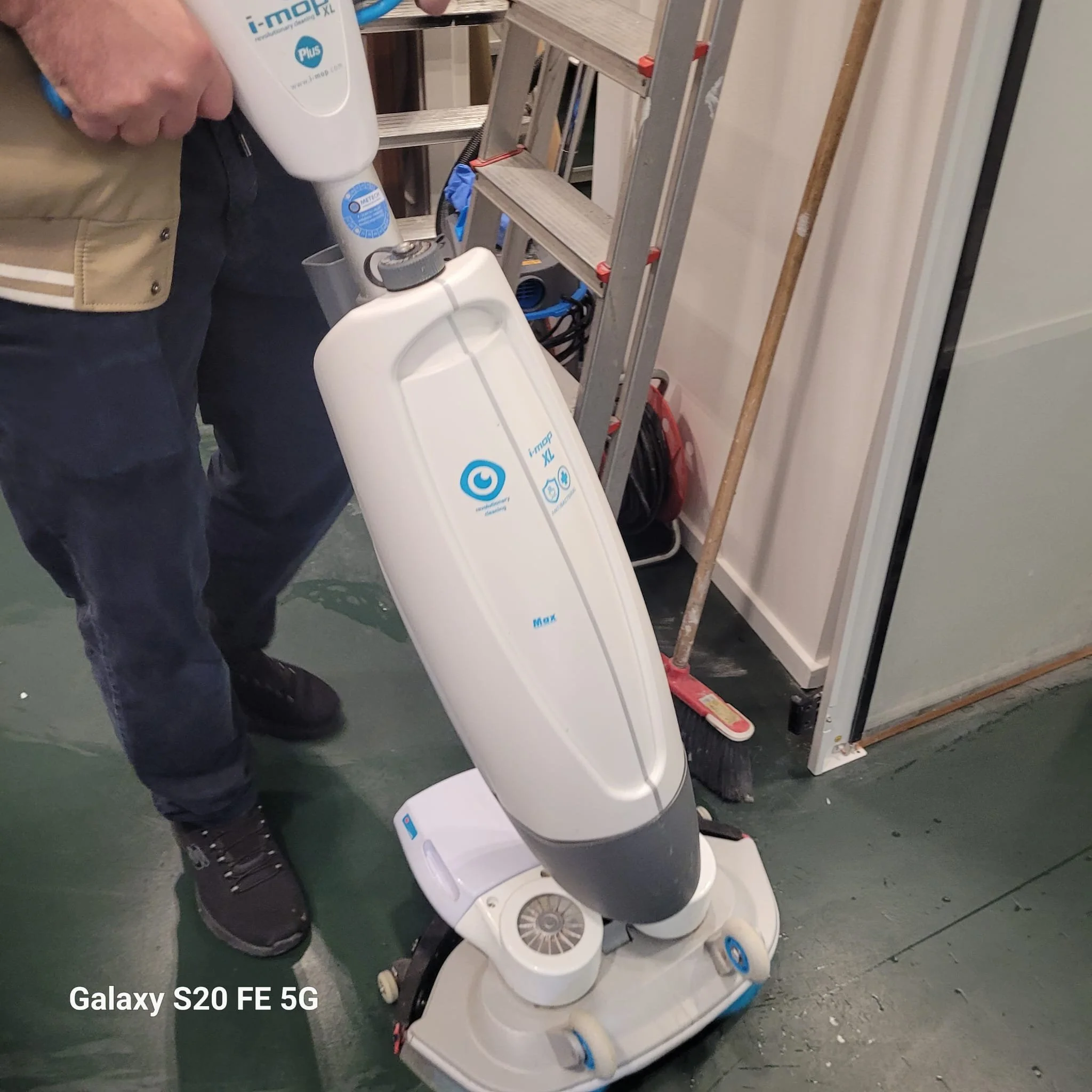 PHOTO-2025-11-06-20-08-14 5.jpg