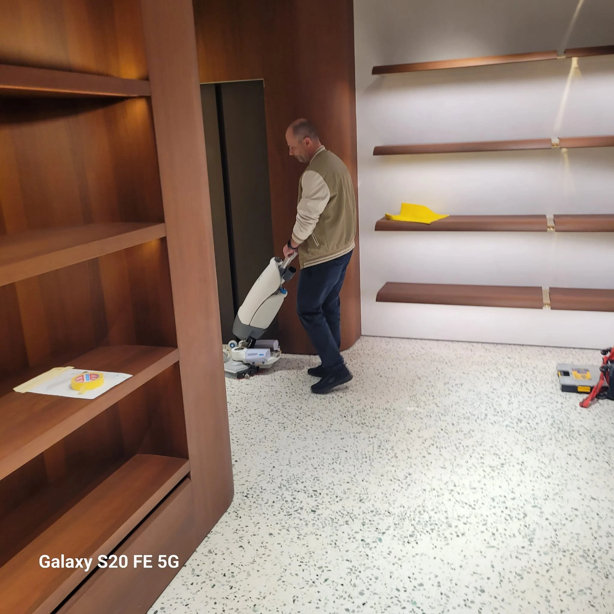 PHOTO-2025-11-06-20-08-14 6.jpg