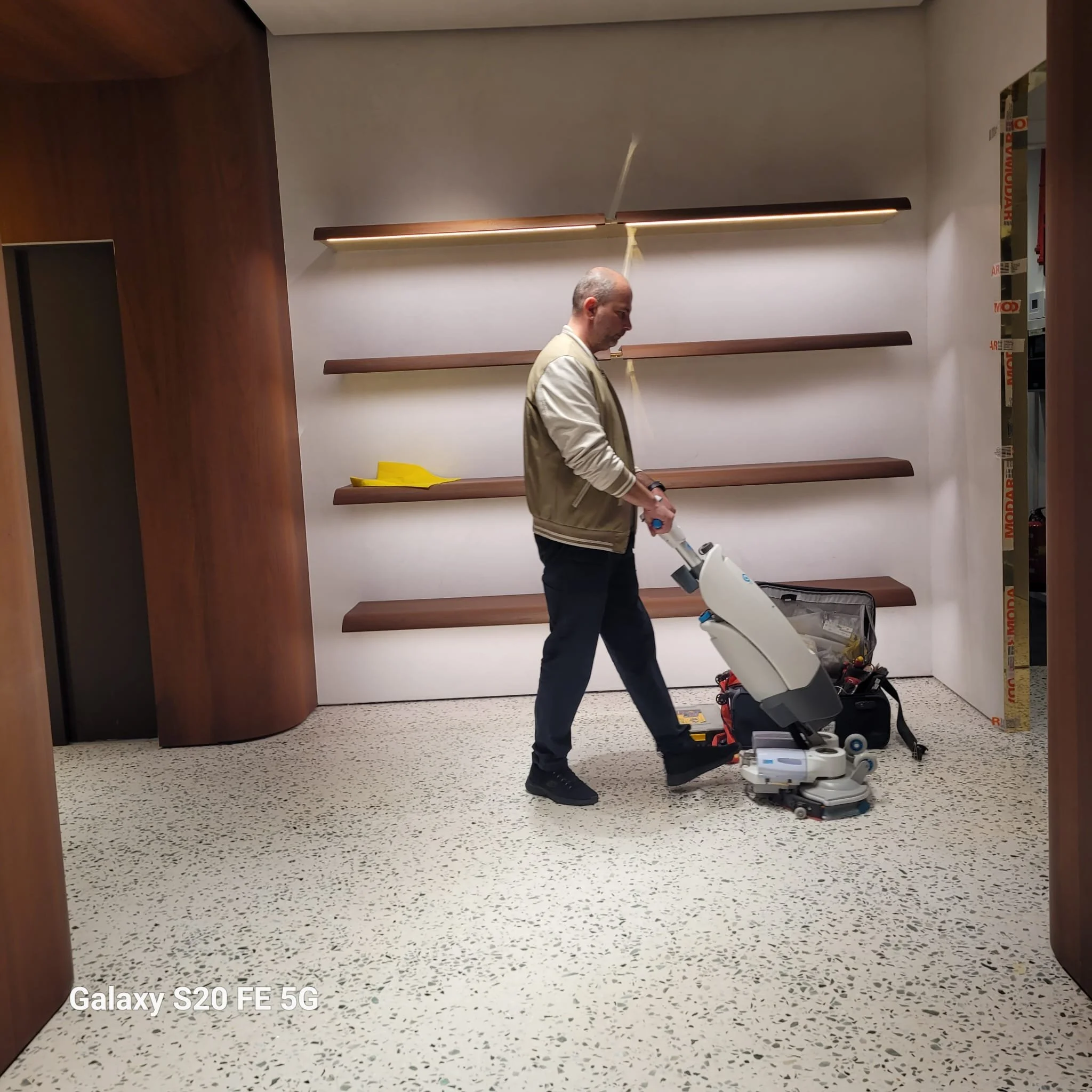 PHOTO-2025-11-06-20-08-17 3.jpg