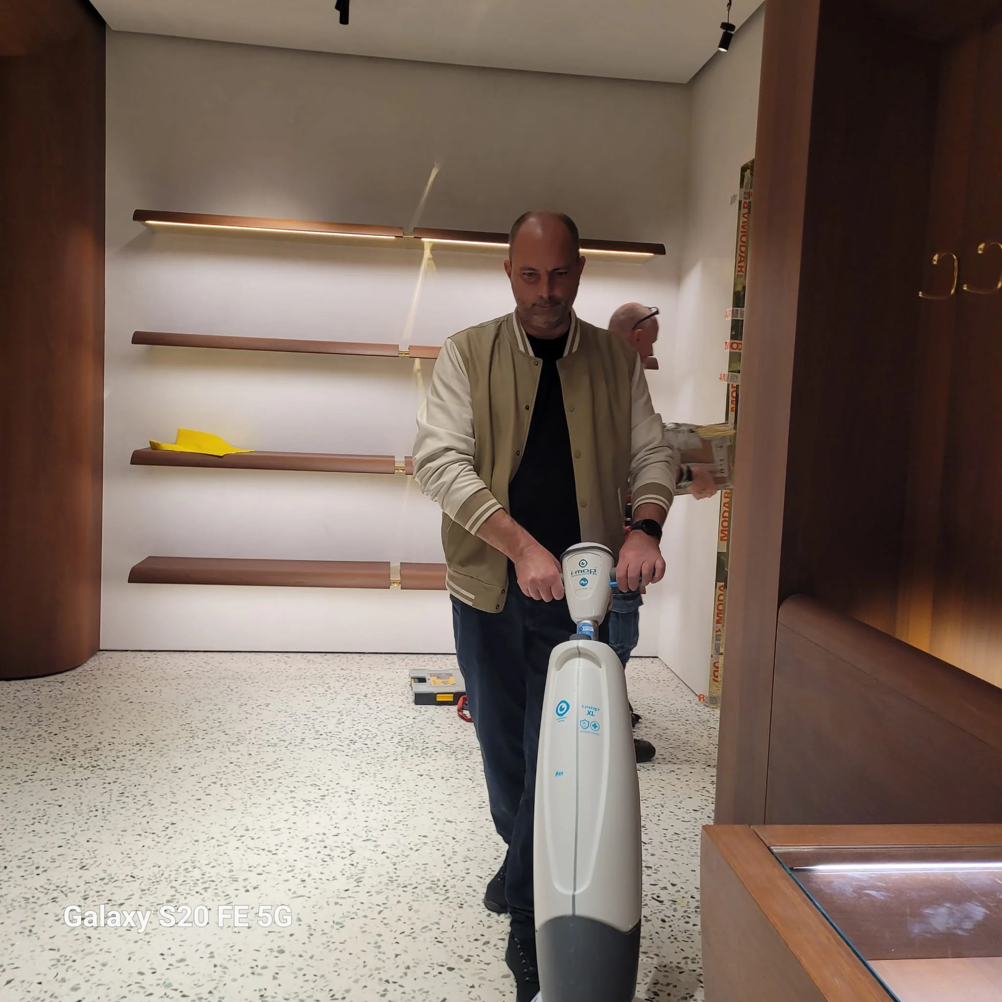 PHOTO-2025-11-06-20-08-17 4.jpg