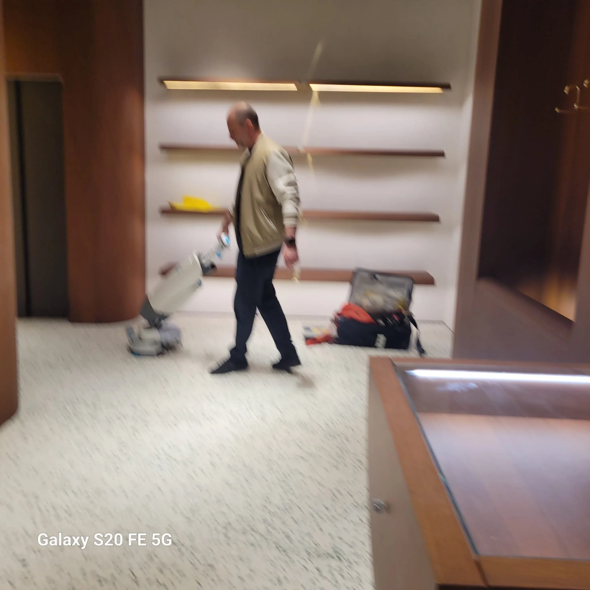 PHOTO-2025-11-06-20-08-17 5.jpg