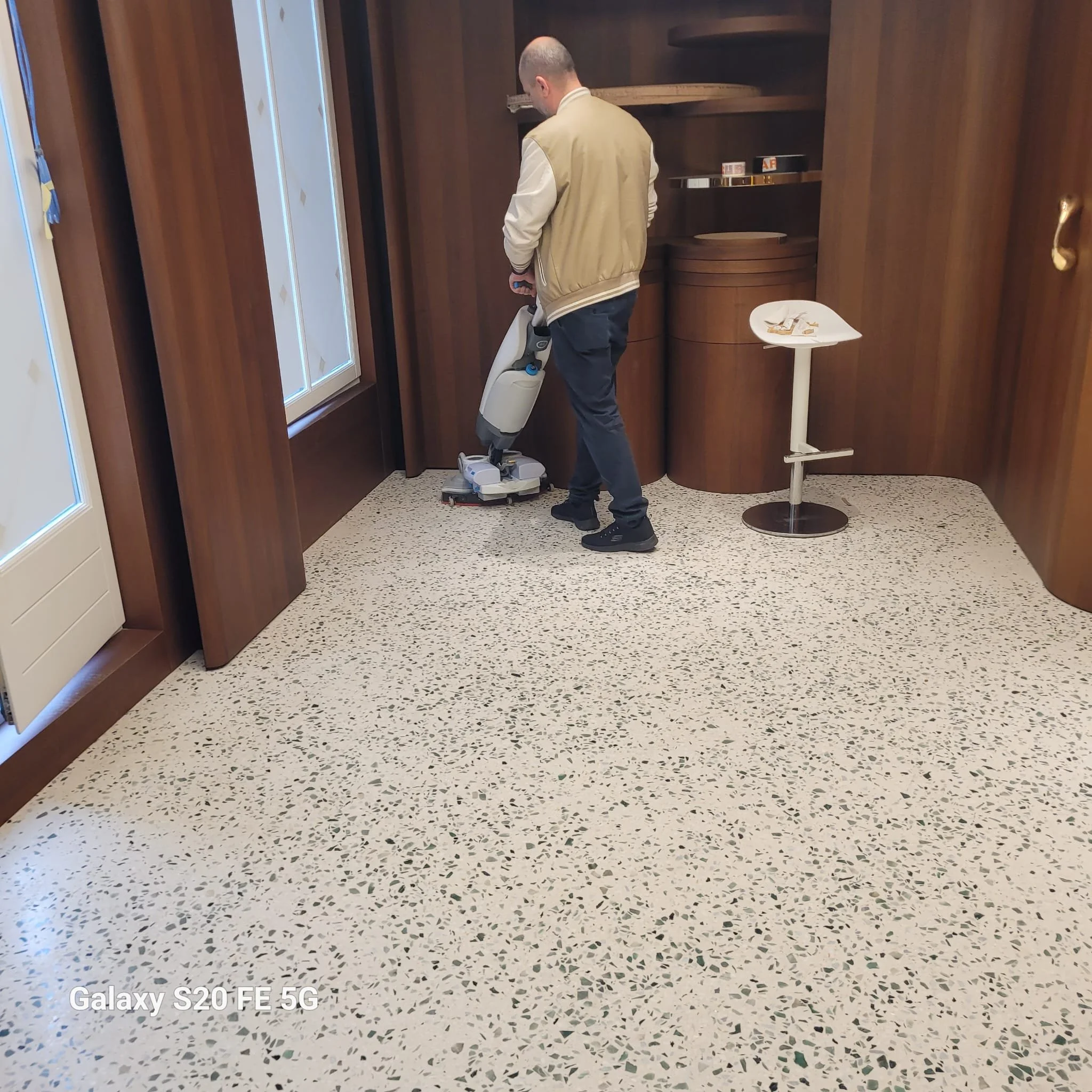 PHOTO-2025-11-06-20-08-19 2.jpg