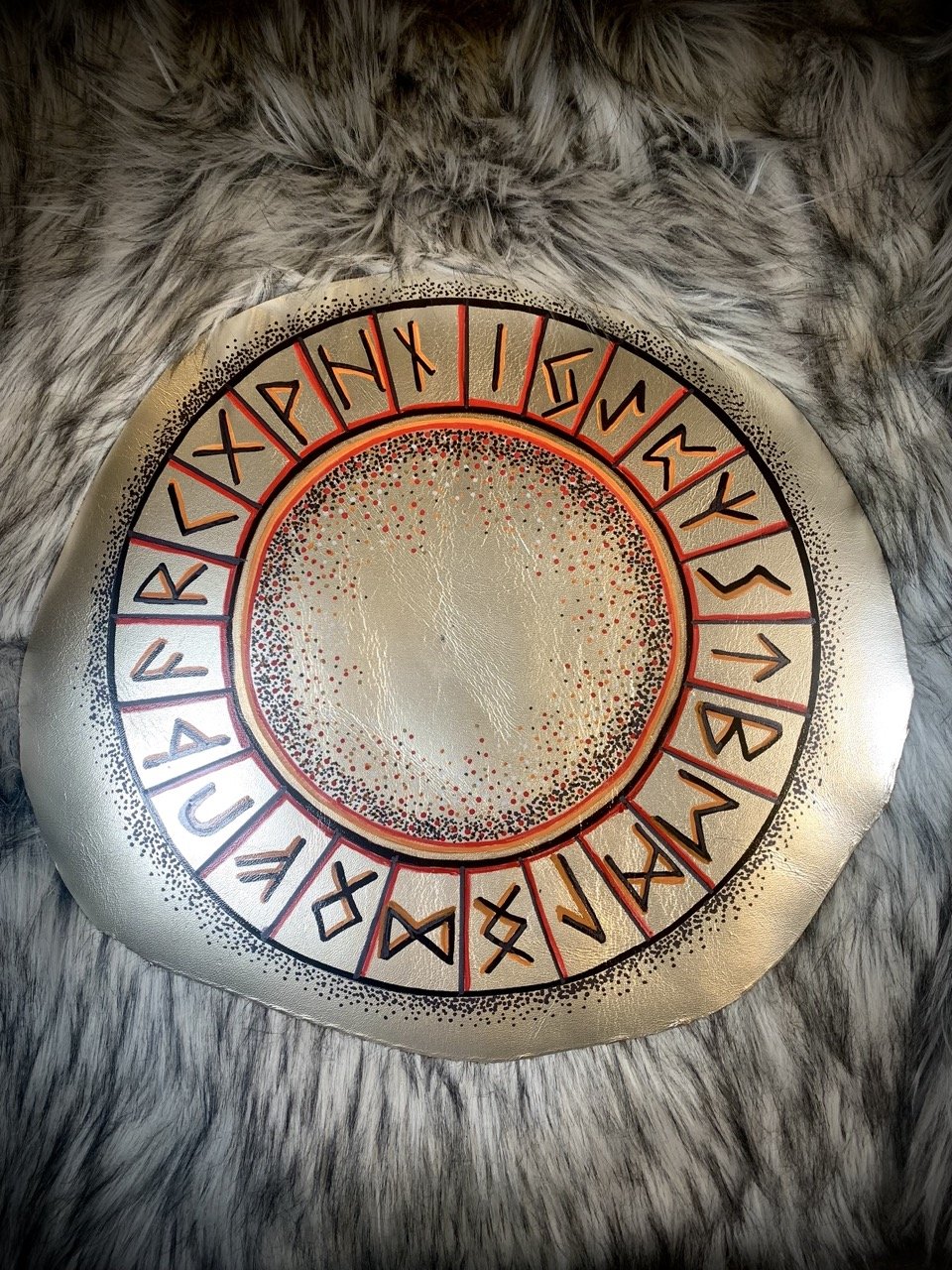 Divination Mat Elder Futhark DME-P1