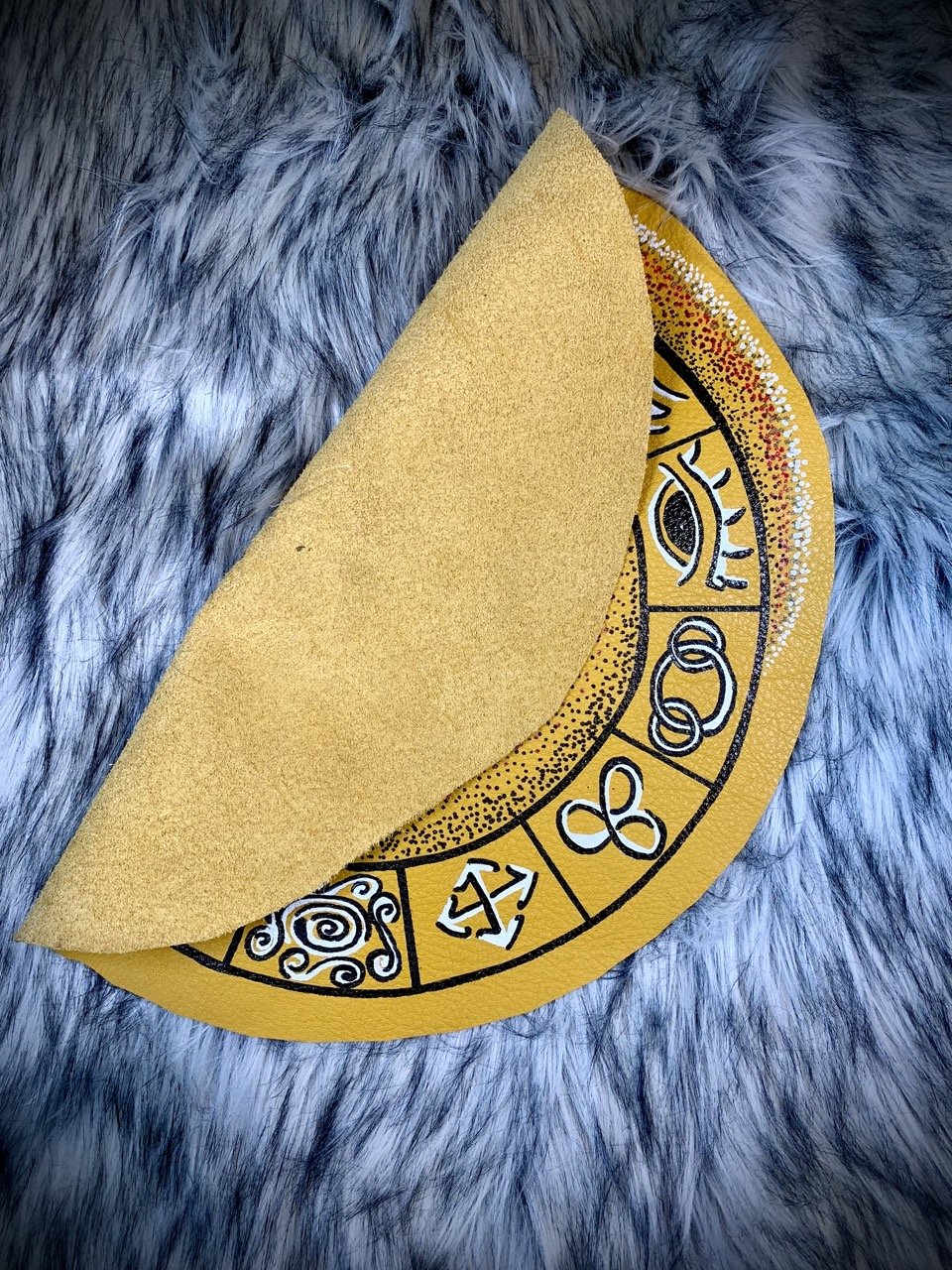 Divination Mat Witch DMW-M1