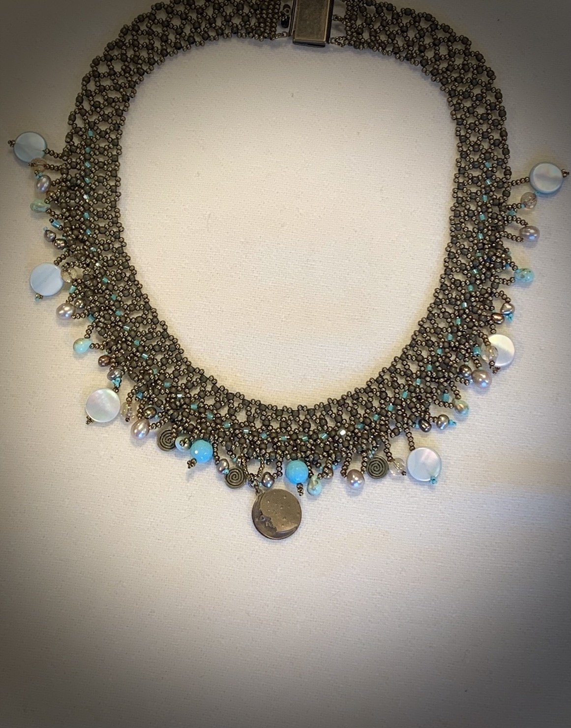 Beaded Netting Collar Necklace With Clasp BNC-45