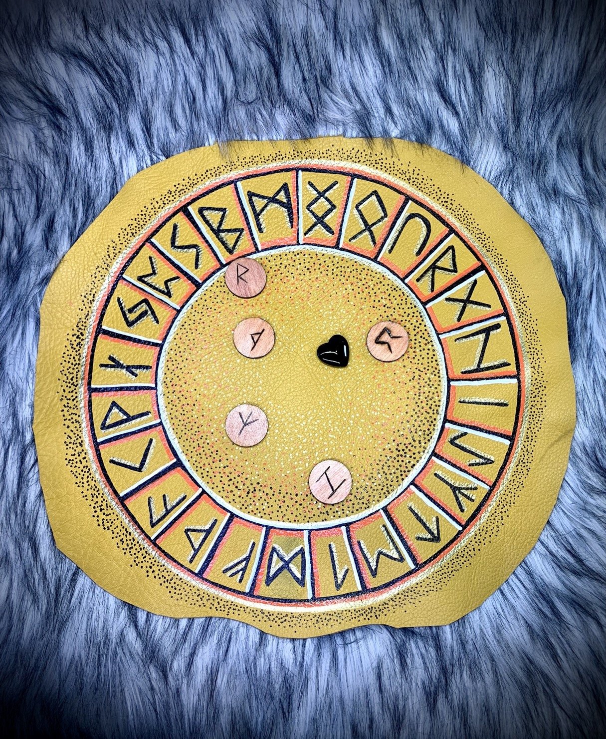 Divination Mat Elder Futhark Rune DME-M2