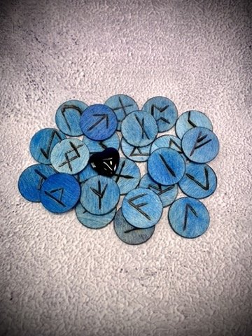 Runes Elder Futhark EF-114