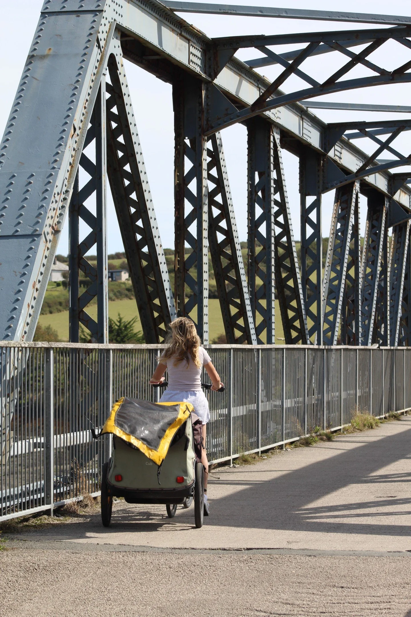 👨&zwj;👩&zwj;👧&zwj;👦 Half term doesn't have to be chaos 🚲

Pack the kids, grab the snacks, and hit the trail for proper quality time. No screens, no stress - just miles of flat, traffic-free adventure through some of Cornwall's most beautiful sce