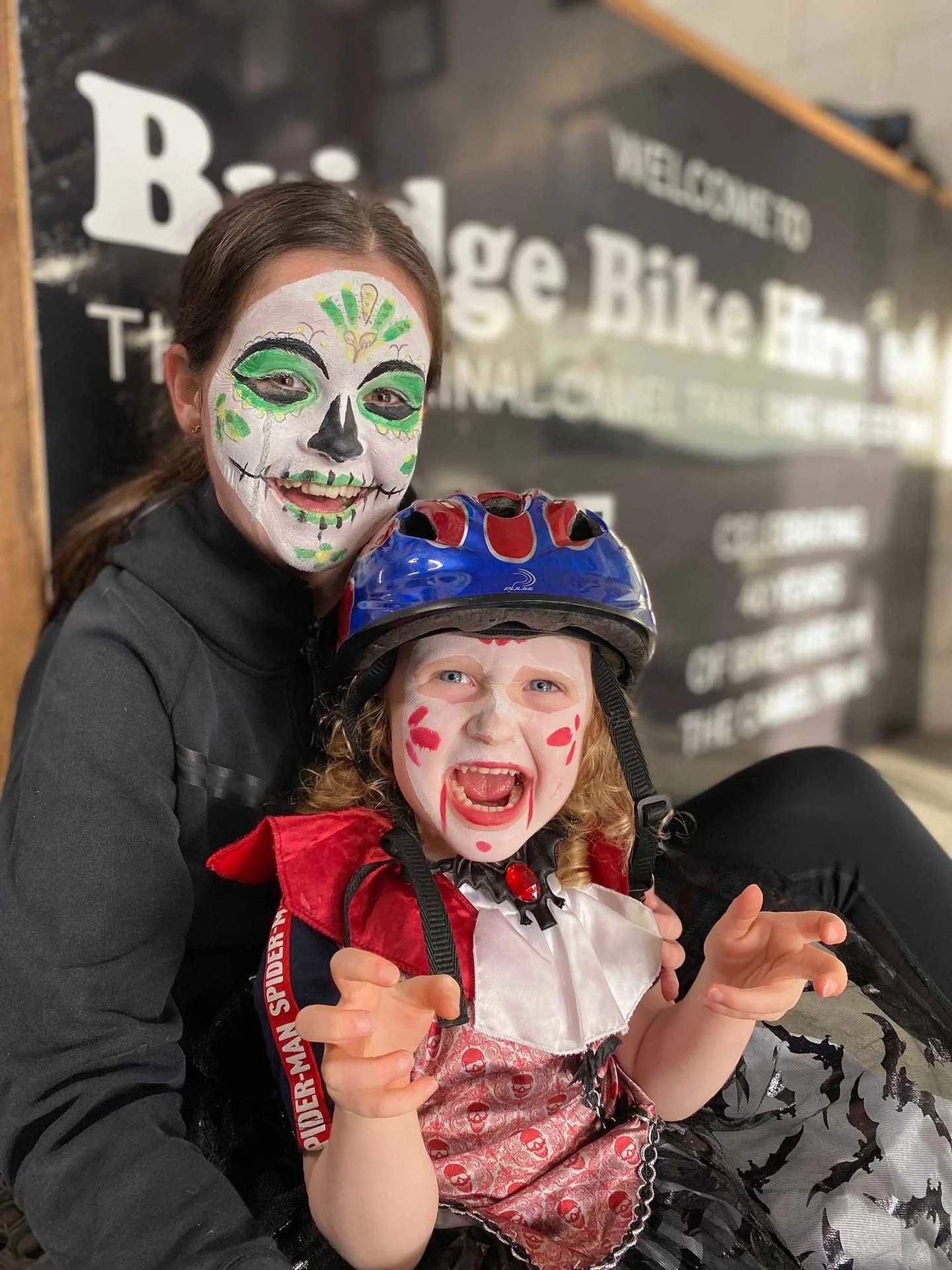 🚴&zwj;♀️ LAST CHANCE! Halloween is TOMORROW! 🎃
Don't miss out on FREE kids bike hire (in costume) on Cornwall's beautiful Camel Trail!
Friday 31st October ONLY

We sold out of kids bikes last year, so if you haven't booked yet - DO IT NOW! ⏰

Book 