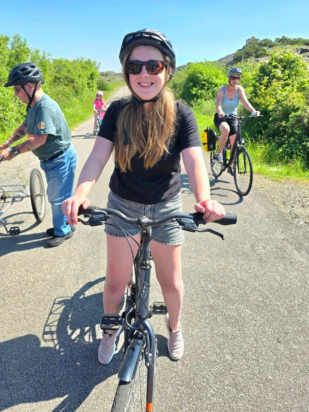 Last few days of Easter holidays &mdash; no better way to spend them than out on the trail 🚲🌞
We love seeing familiar faces come back year after year &mdash; and we love meeting new ones too. If you haven't been on the Camel Trail before, what are 