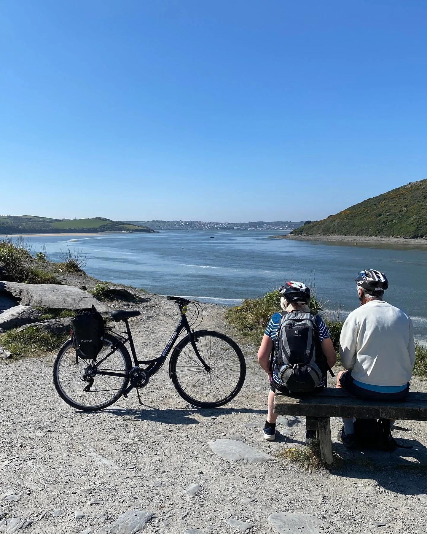 Post-Easter quiet on the trail is honestly one of the best-kept secrets on the Camel Trail 🤫

Fewer crowds, beautiful spring light, the estuary doing its thing. Pure Cornwall.

Come and enjoy it while it lasts 🚲

📞 01208 813050 📧 info@bridgebikeh