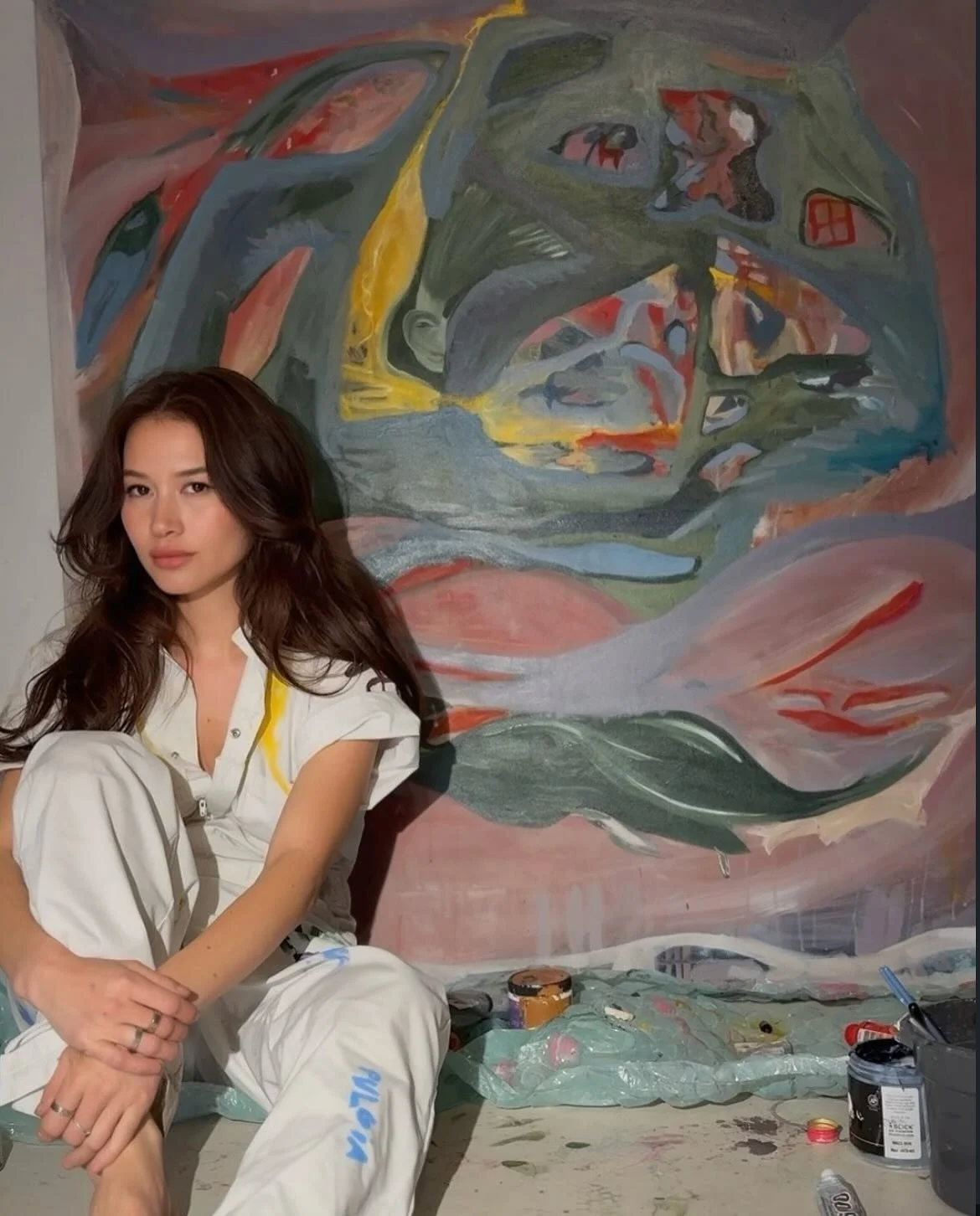 Jadyn Bennett is a painter at Half Of Venus Gallery @jadynveronikaart . Check out her available works on the @halfofvenus gallery, link in bio. Jadyn Veronika Bennett&nbsp;is a self-taught abstract painter whose work explores identity, emotion, and t