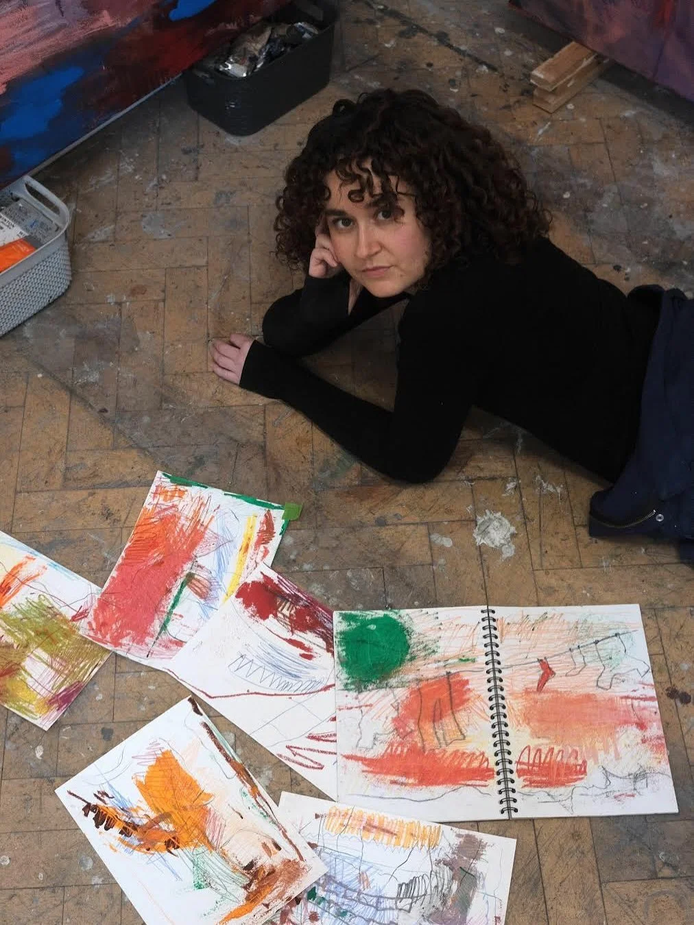 Meet Ellie Walker, painter @halfofvenus. She paints large canvases but you can buy now her original drawings. Swipe to explore, then DM or tap the link in bio to shop.
Mediums: Watercolour, charcoal, pencil, pastel &amp; oil stick on paper Sizes: Mix