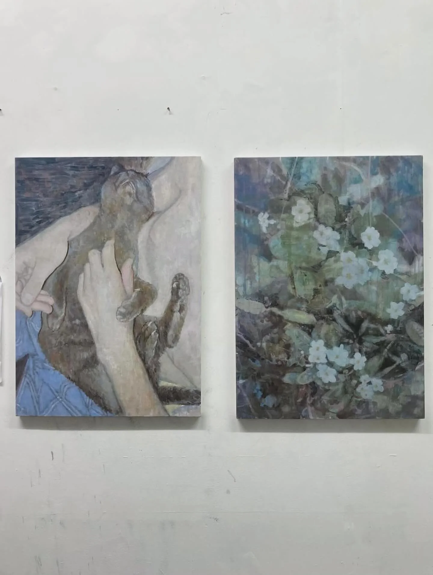 Paintings on @kateshermanart&rsquo;s studio wall
.
.
.
.
.
.
.
.
#figurativepainters #figurativepainting #oilpainting #artistfeature #featuredartist