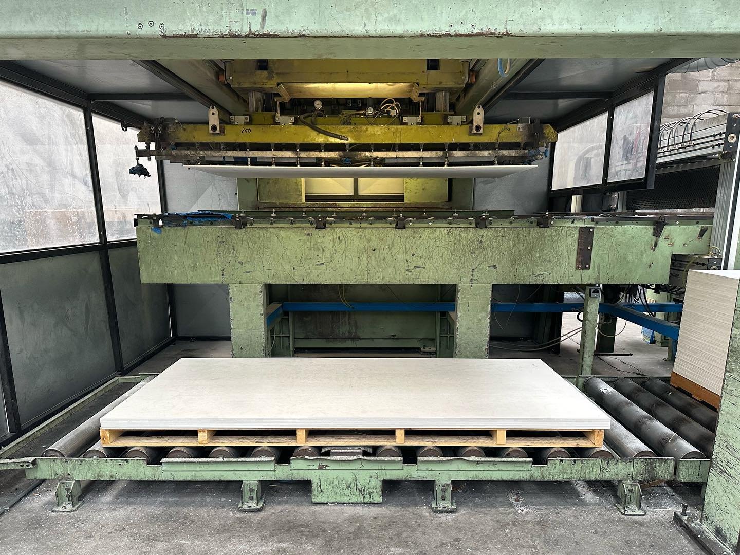 K&Oslash;L Pure White | in production