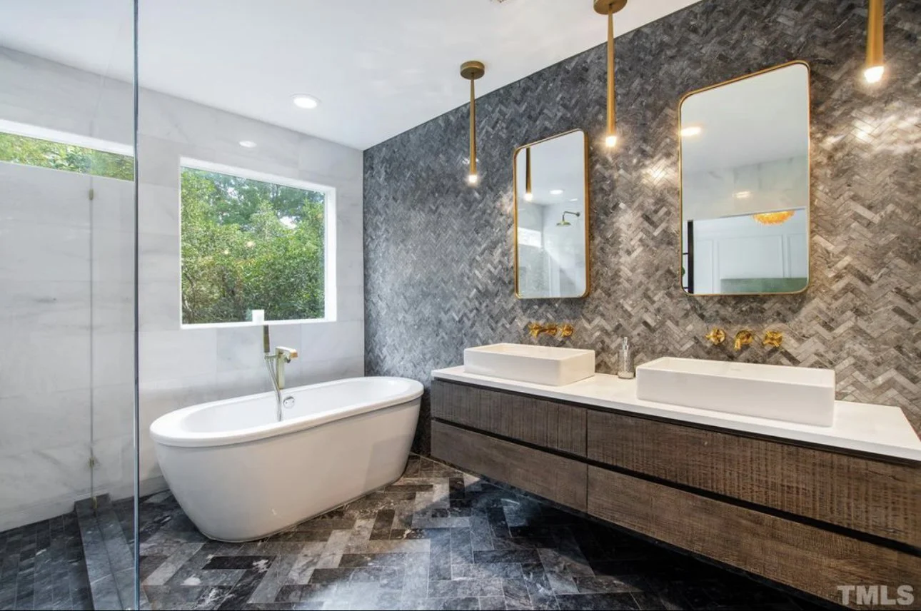 scales reno bathroom.jpg