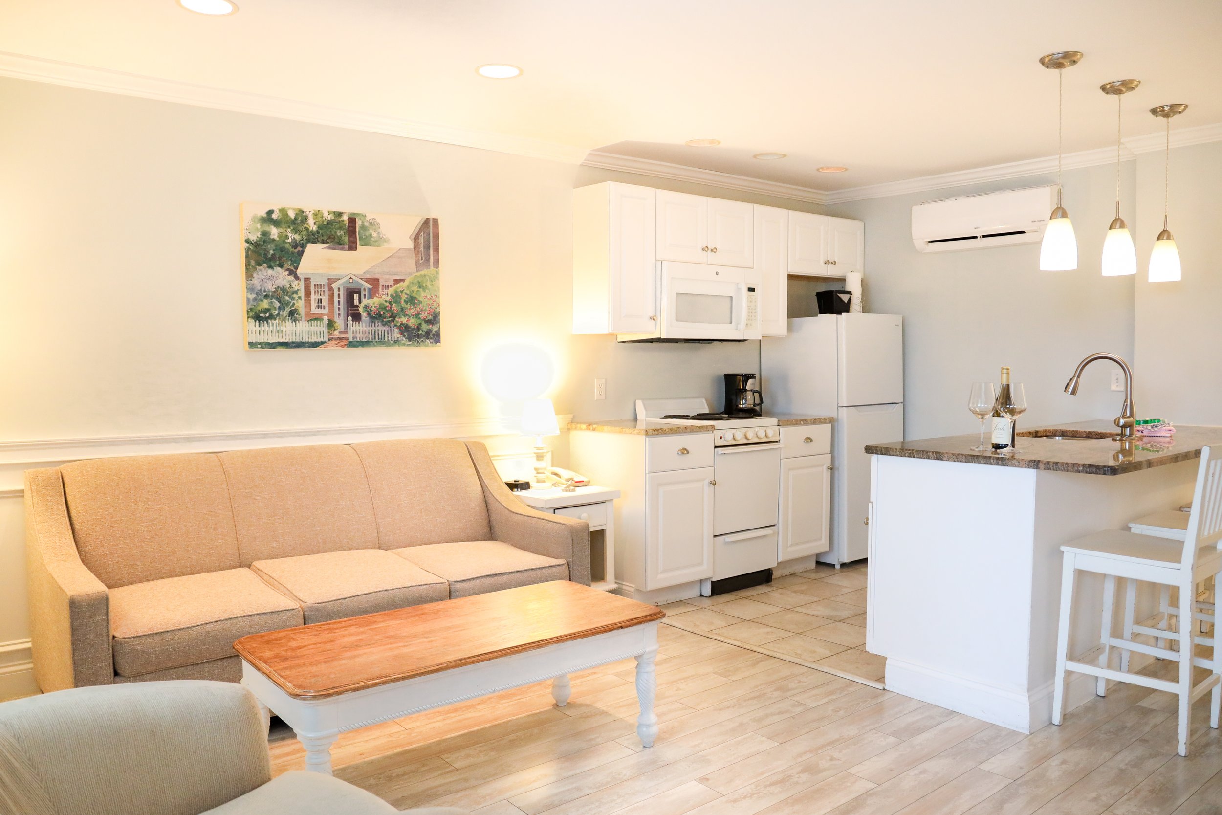 One Bedroom Suite with Kitchenette