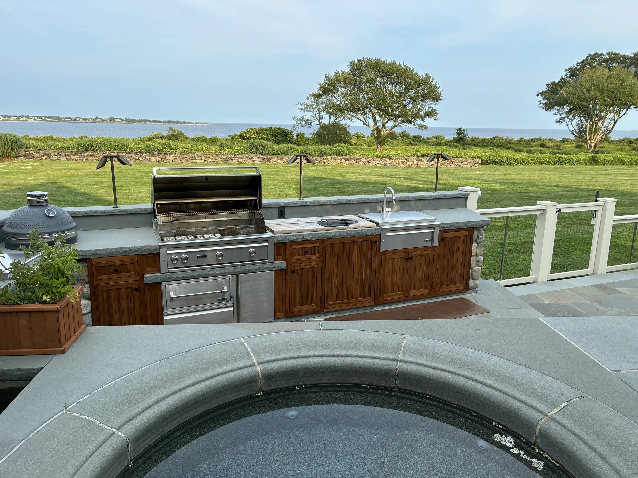 Outdoor Kitchen in Teak