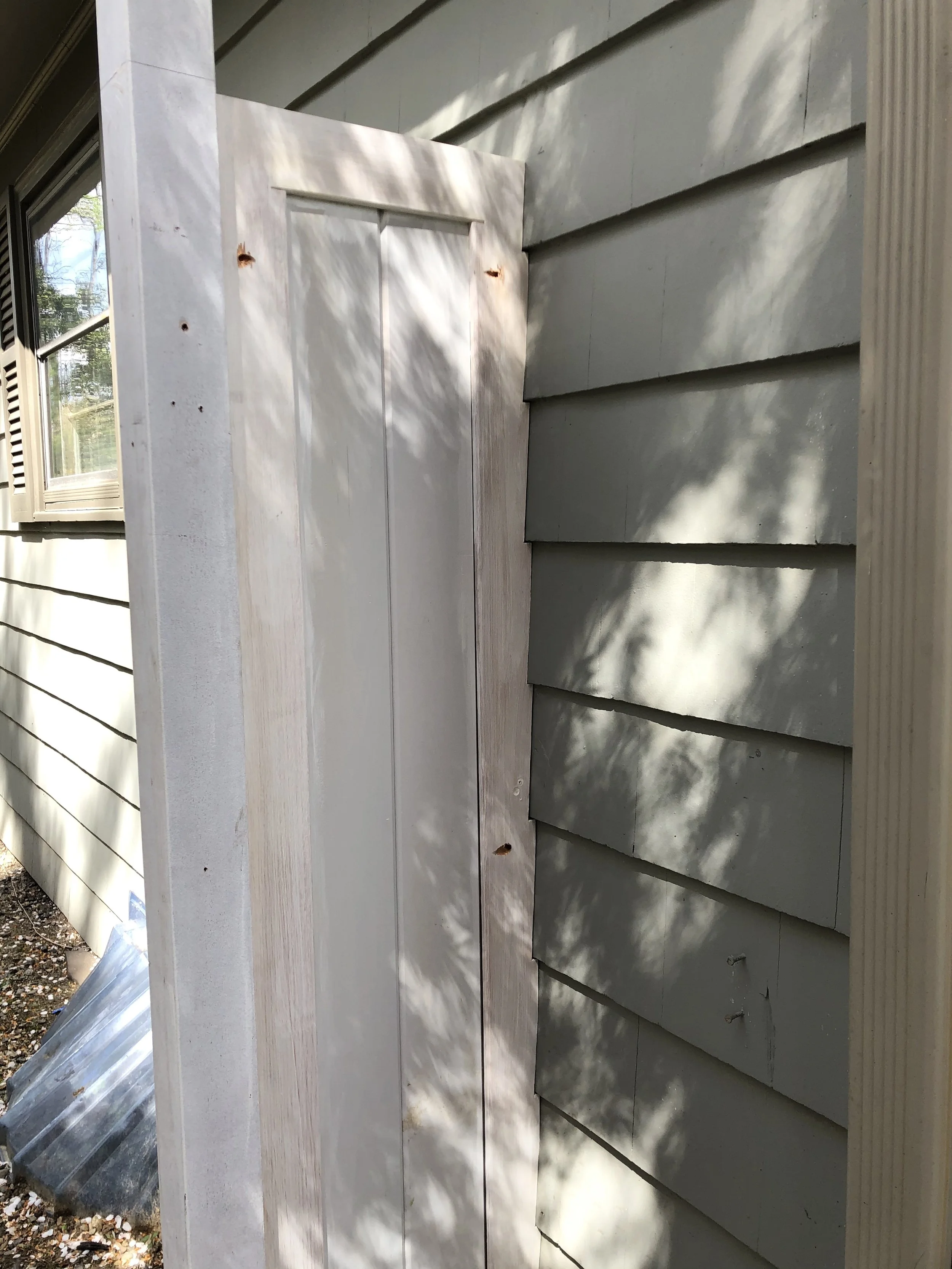 Scribed into wall without disturbing the siding. 