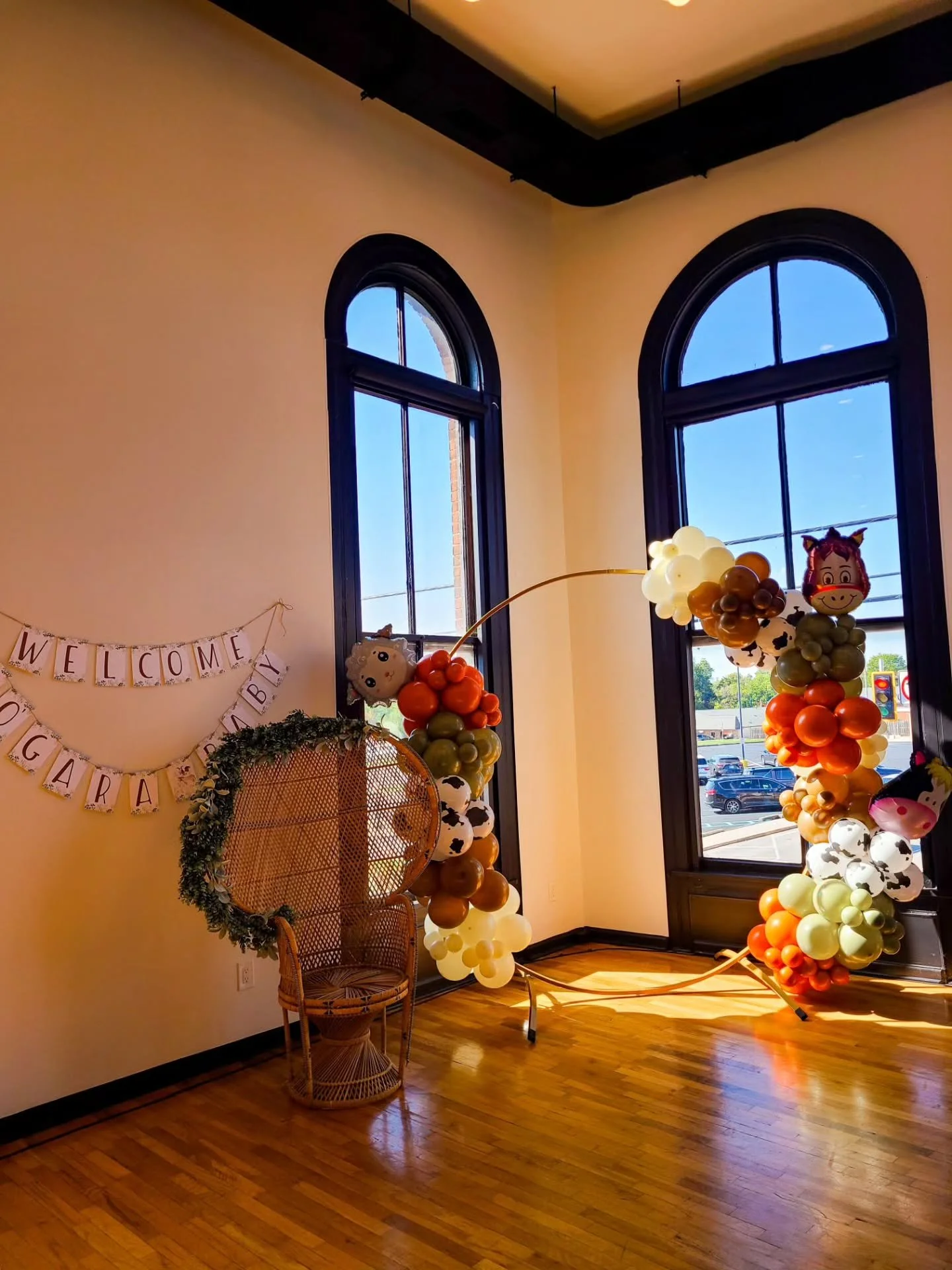🐮🐷🐥 Oh baby, what a shower! 🐴🐑

Marissa&rsquo;s barnyard animal&ndash;themed baby shower was absolutely adorable! From the sweet farm-inspired details to the joyful celebration itself, every moment was picture-perfect. 🌾💛

Congratulations to M
