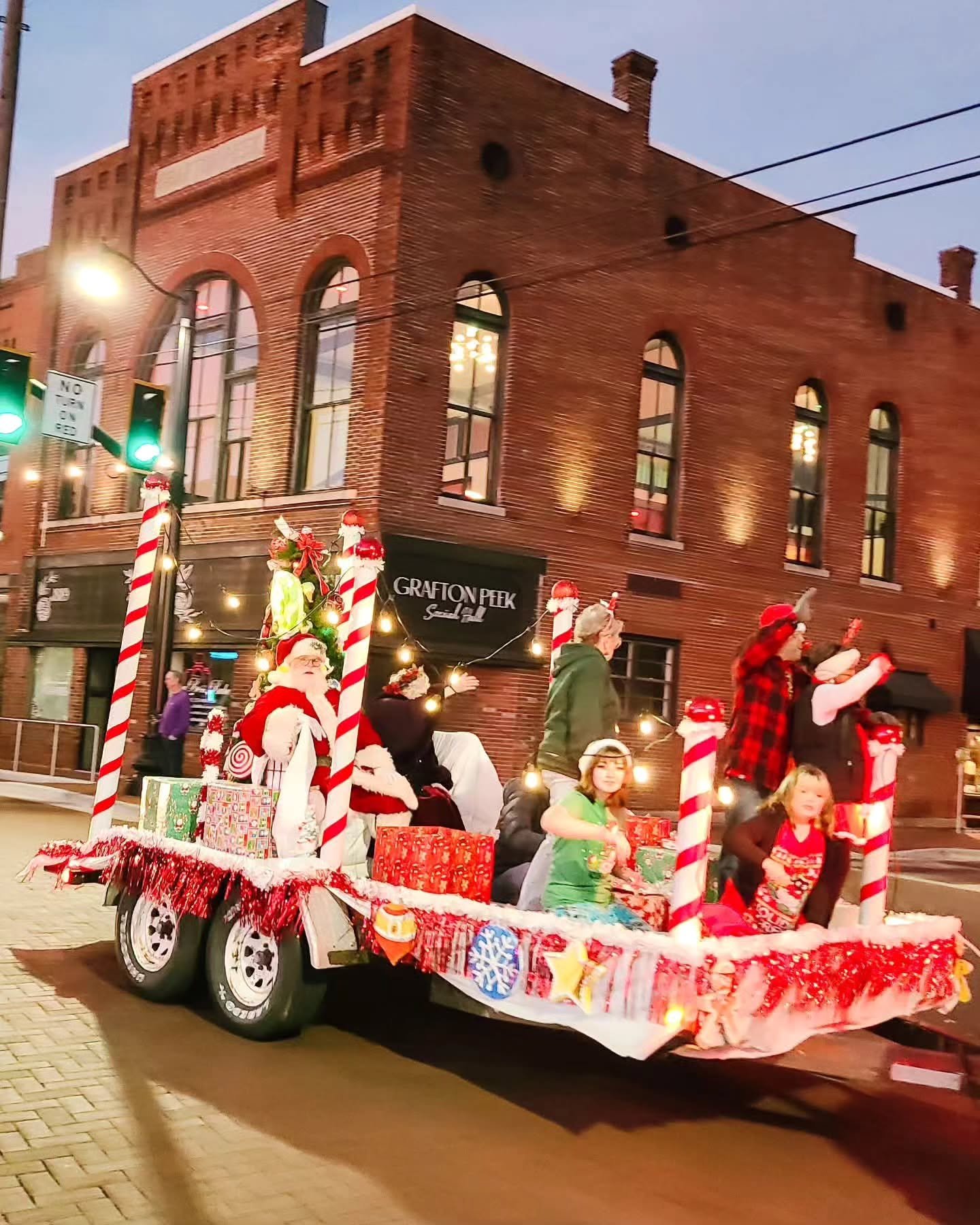 🎄✨ Discover Old Town Greenwood&rsquo;s Holiday Open House is here! ✨🎄

Girls Night Out kicks things off tonight, and tomorrow is packed with family-friendly fun all throughout Old Town.

While Grafton Peek Social Hall won&rsquo;t be open for this e