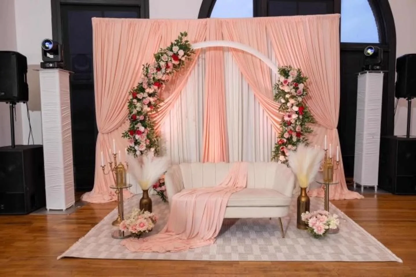 We absolutely loved watching this vision come to life ✨

@art.decor.and.more transformed the space with stunning d&eacute;cor for Manpreet and Jaskirat&rsquo;s Roka ceremony, and it was beautiful in every detail.

📸 @sandhuweddingphotography

#green