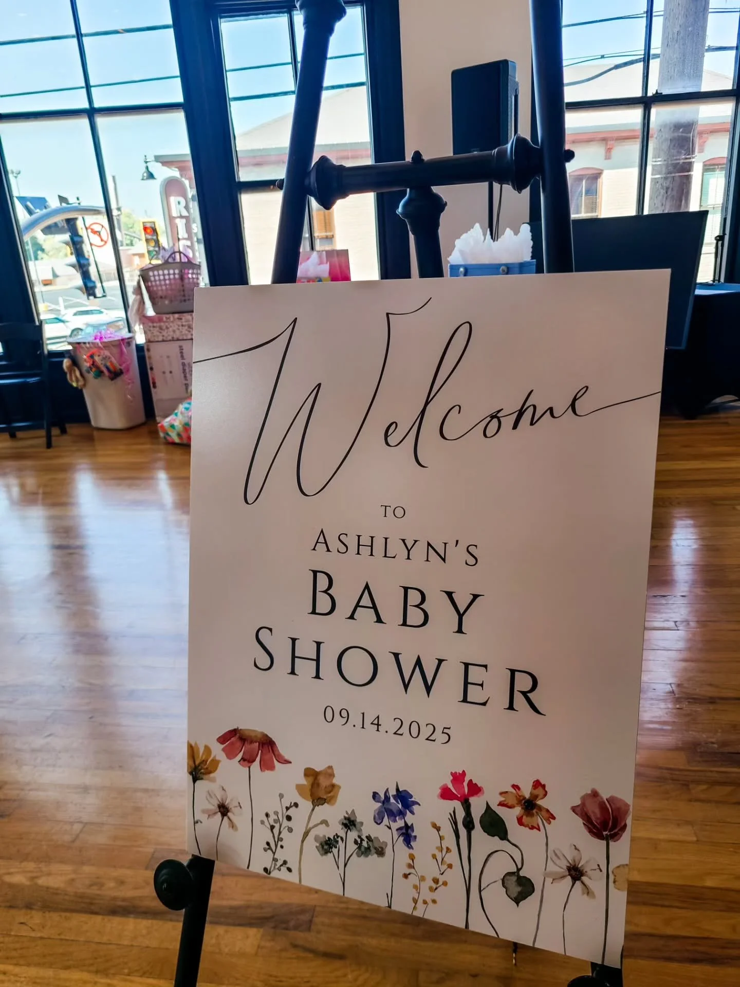 This weather is finally starting to feel like spring 🌸

It has us reminiscing about Ashlyn&rsquo;s beautiful flower-themed baby shower at Grafton Peek Social Hall. From the blooms to the soft colors, it was the perfect way to celebrate a new little 
