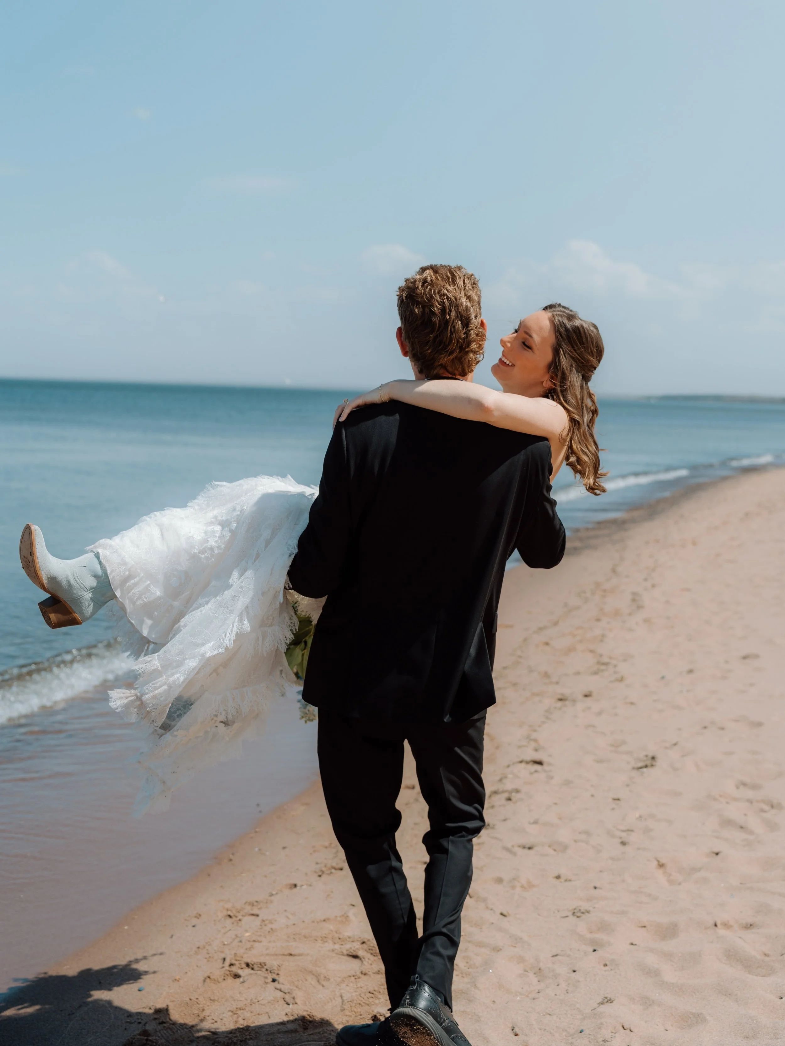 Grace &amp; Caleb are officially married!!! 
How special to witness a sweet, everlasting love along the beach in Duluth! It was a day surrounded by family &amp; love for each other! 

More Duluth elopement&rsquo;s please 🥹🤍