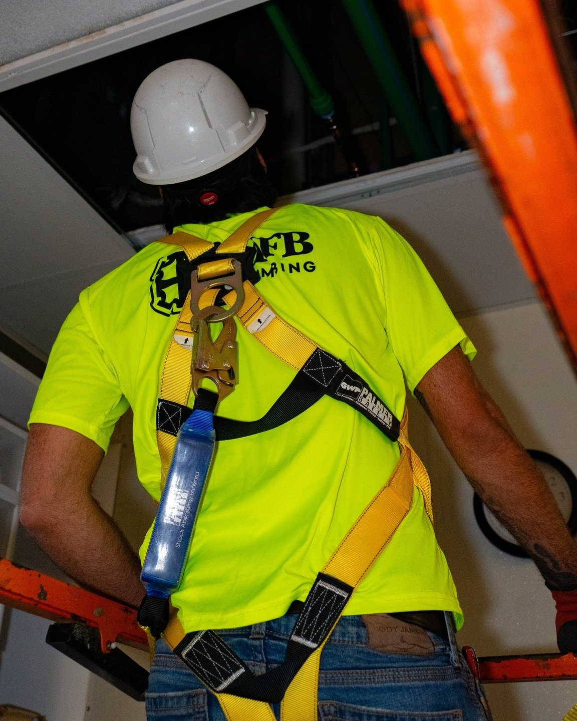 From Ground to Finish 🏗️💧

We&rsquo;re there early and stay late.

Underground, overhead, final fix.

One crew. Full scope.

#MFBPlumbing #BuiltByMFB #MillenniumFamily