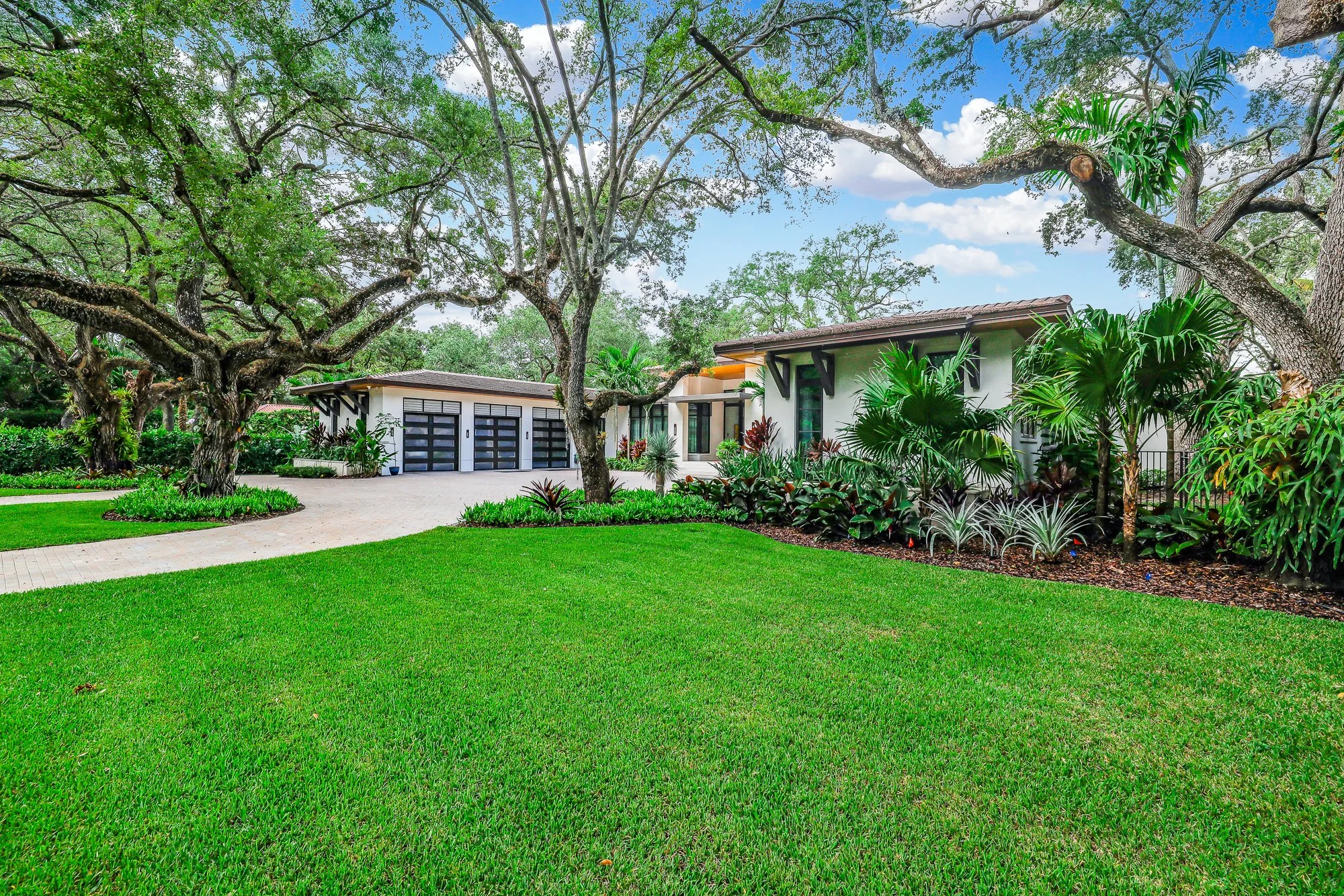 10830 SW 69th Ave-3.jpg