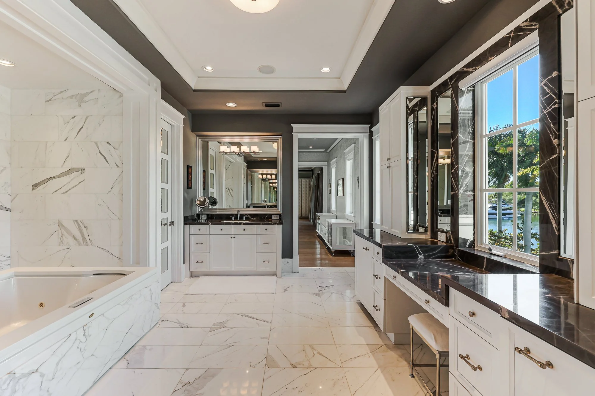 9320 Balada St-80.jpg