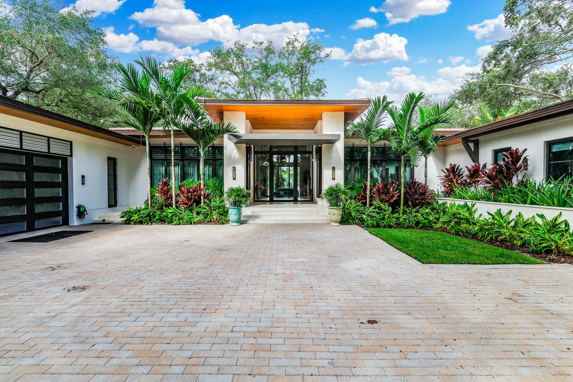 10830 SW 69th Ave-4.jpg
