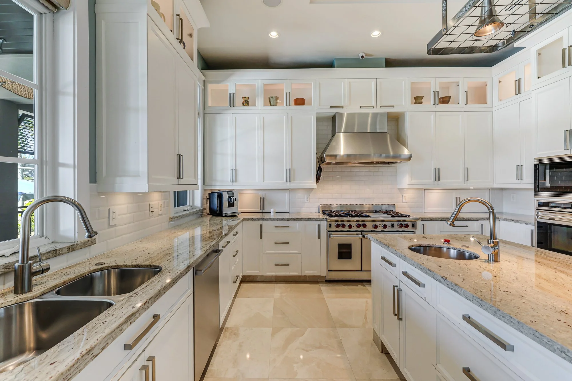 9320 Balada St-69.jpg
