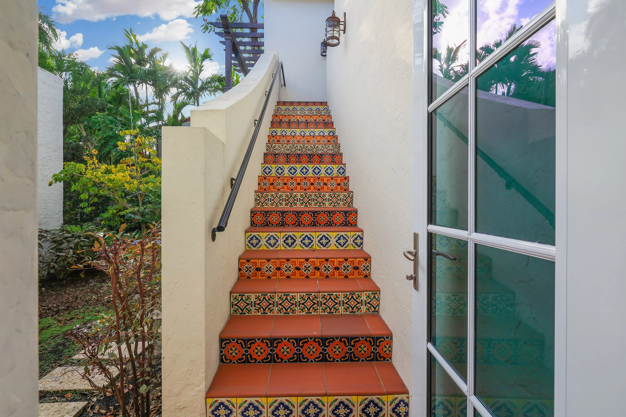 1311 Alhambra Cir-63.jpg