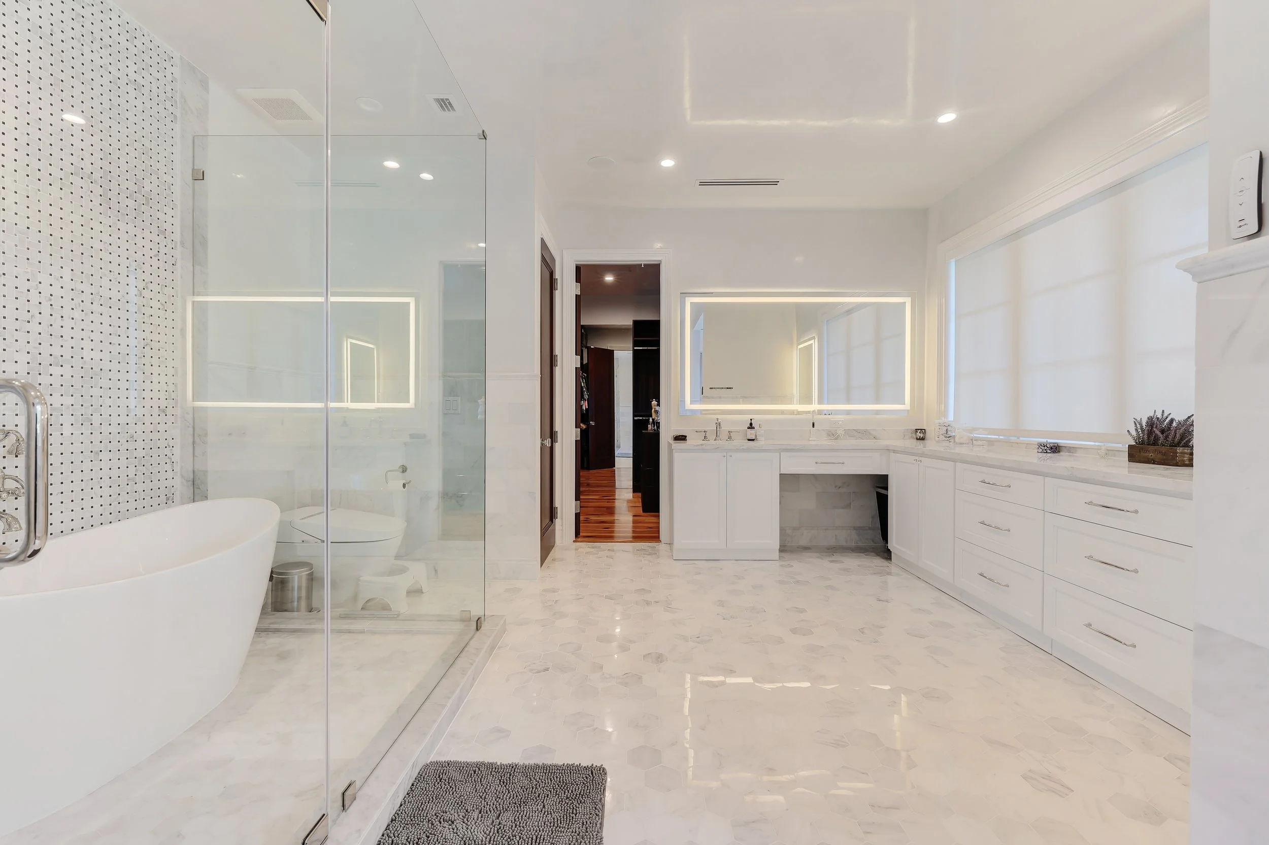 1311 Alhambra Cir-45.jpg