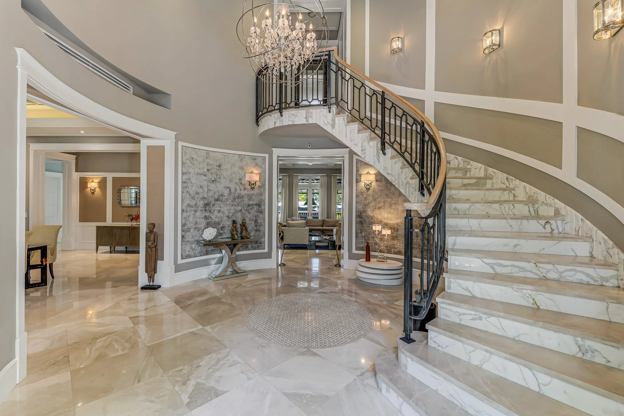 9320 Balada St-12.jpg