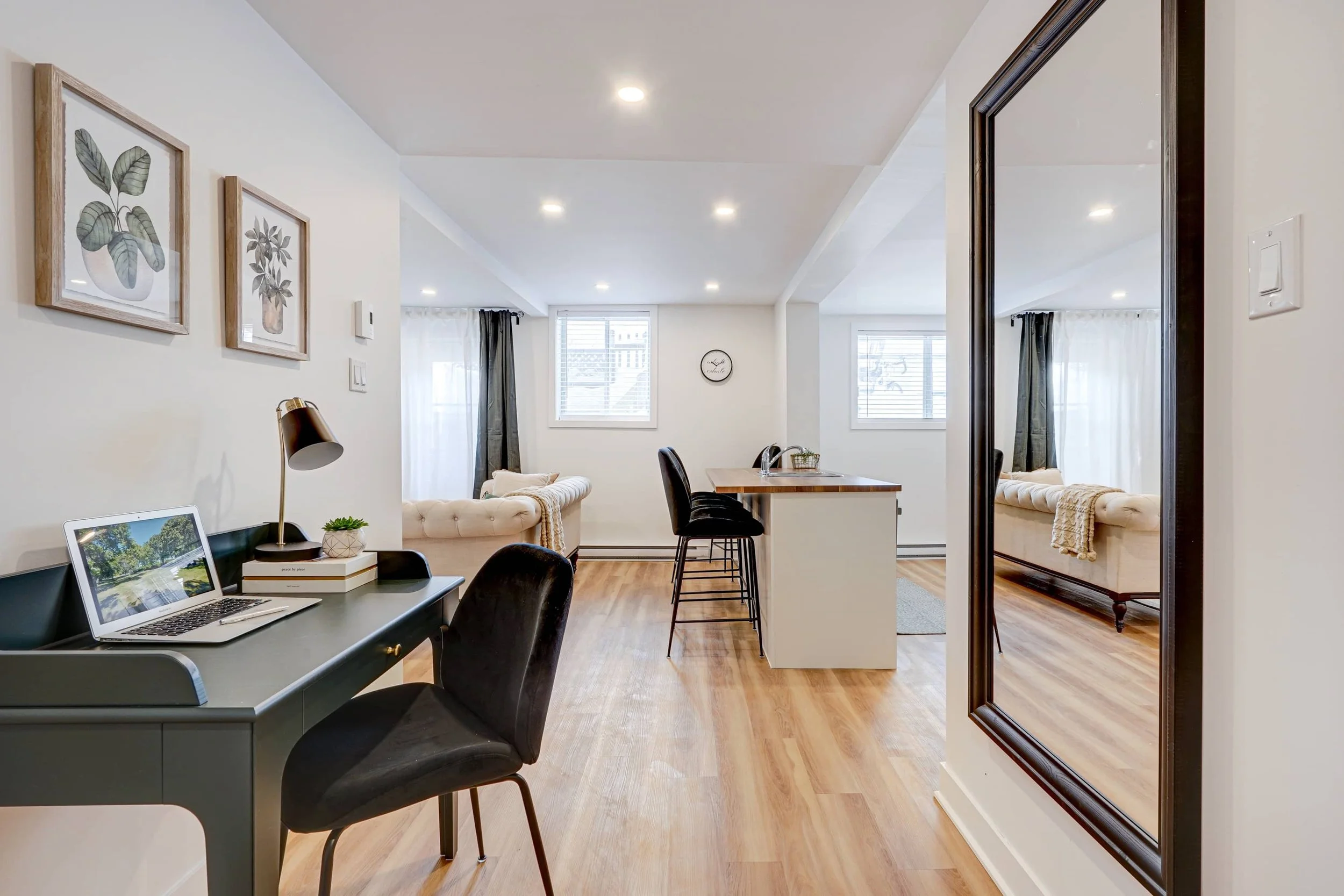 logement-meuble-2-chambres-pres-centre-ville-mtl.jpg