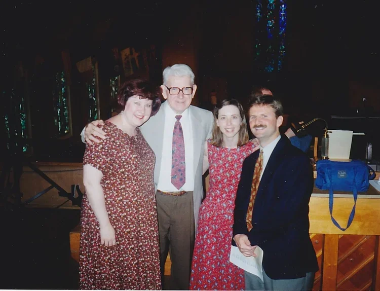 1994-Balcony+of+Boe+after+worship.jpeg.webp