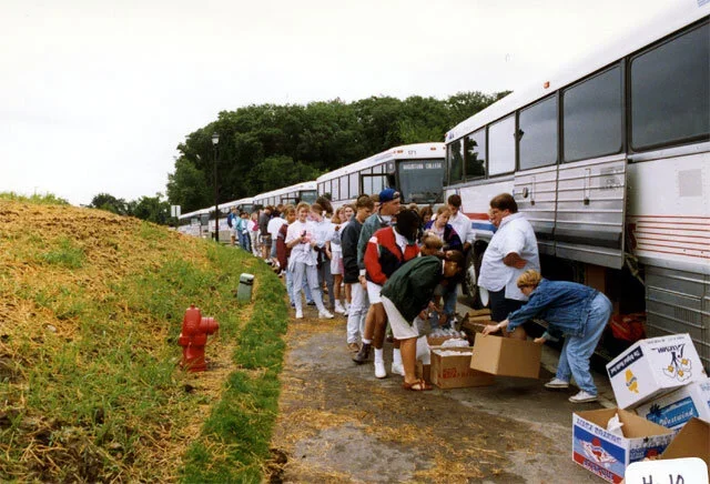 1993-04.jpg.webp