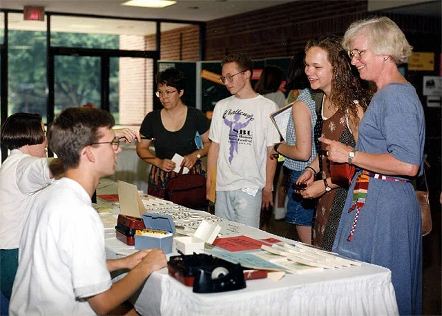 1995-02.jpg.webp