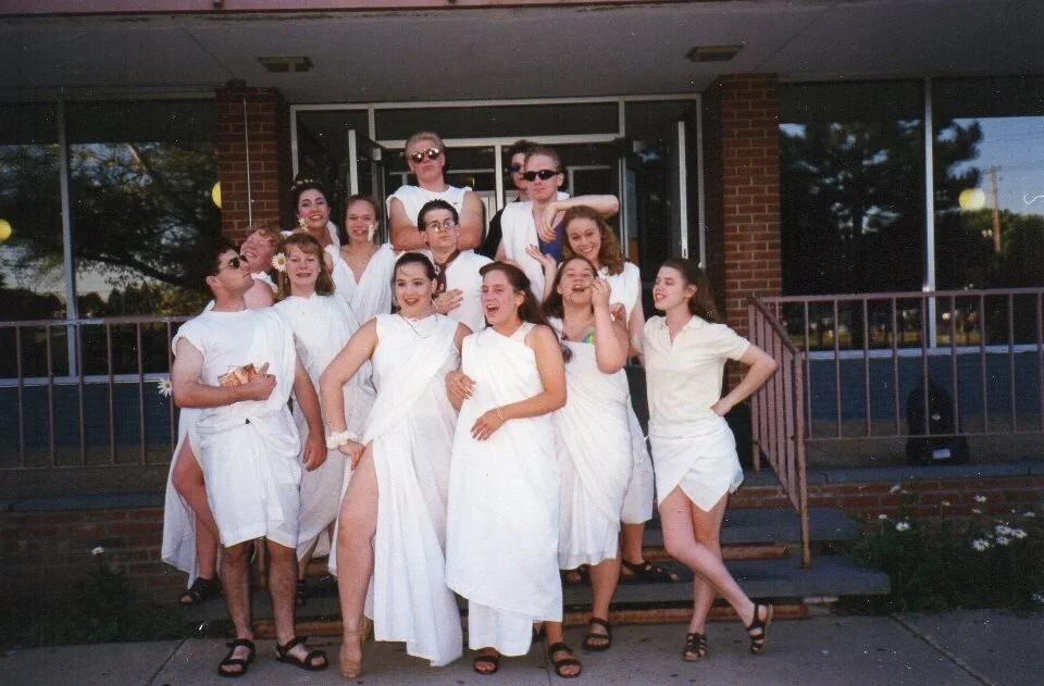 togas.jpg.webp