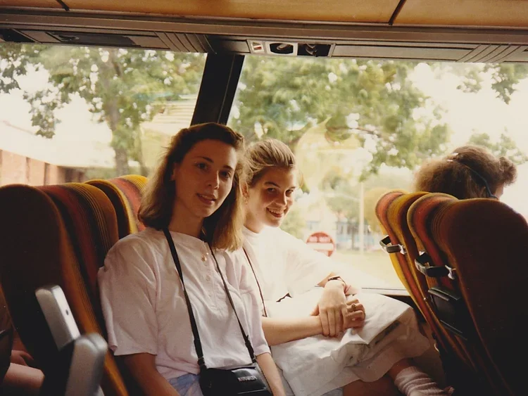 1989-Caravan+bus.jpg.webp