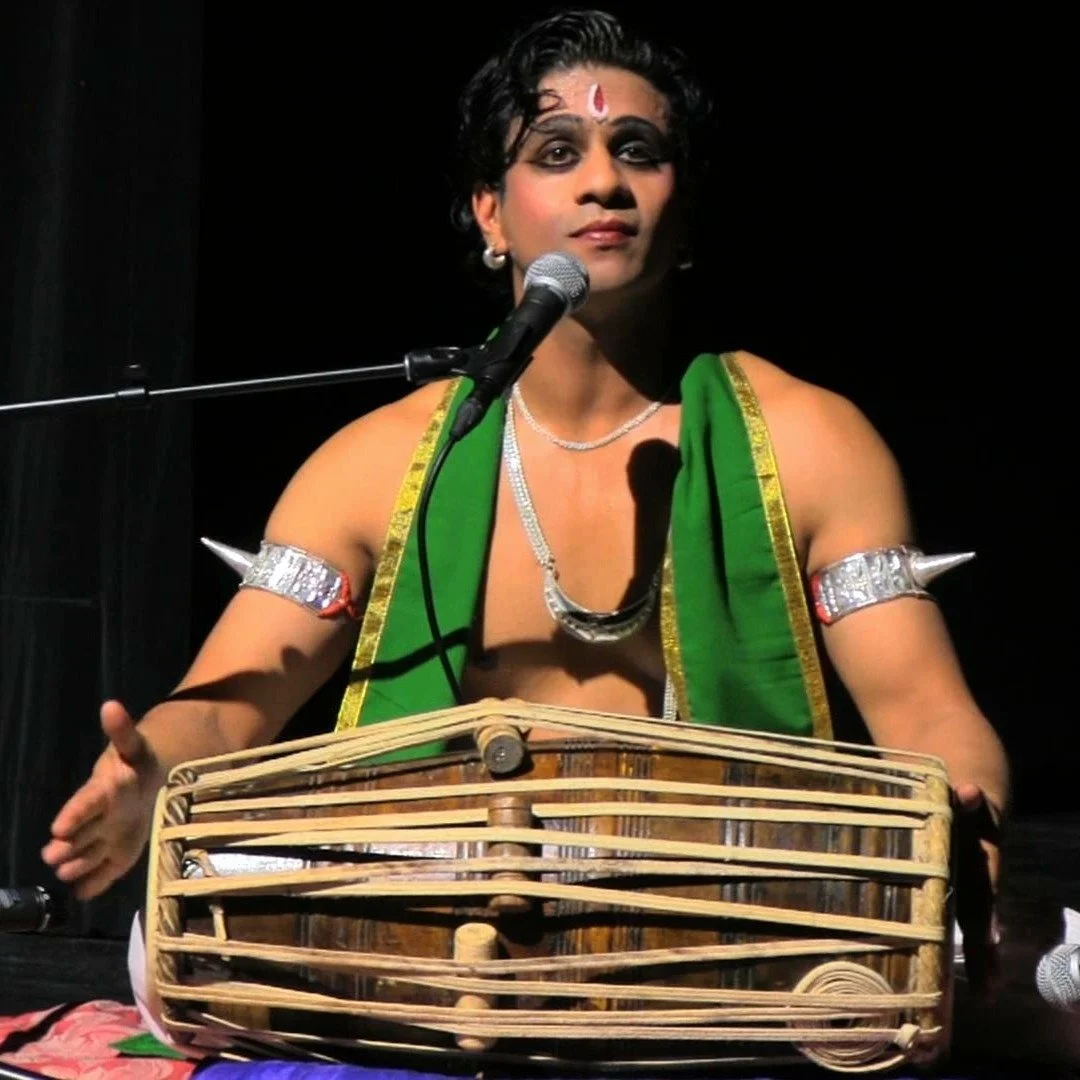 Rhythm on the Drum, Rhythm in the Dance with Devraj Patnaik

Highlights from a Workshop on Odissi Taala: Part I
With Devraj Patnaik, hosted by OANA
https://youtu.be/wPl6u0f2Lsc

#odissi #odissidance #odissidancers #odissiallianceofnorthamerica #Odiss