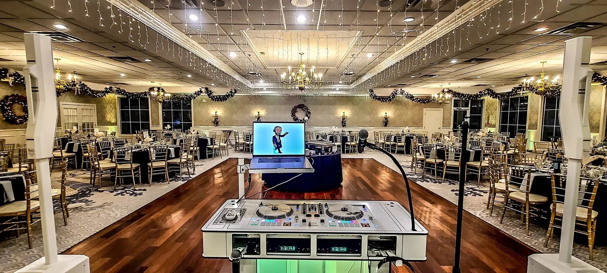 Christmas+Party.jpg
