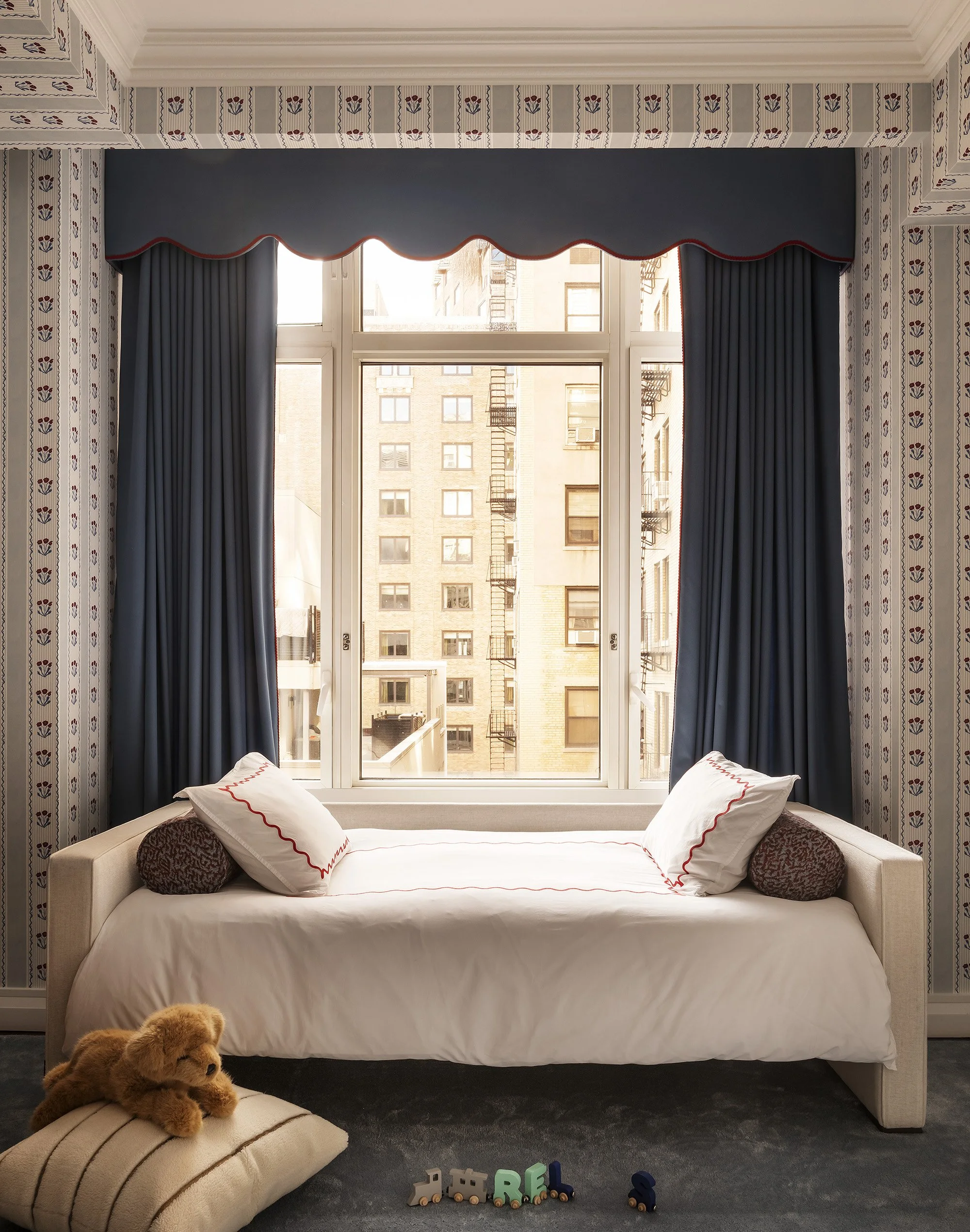 2026-03-10 Sarah Tract. 2150 Broadway15454.jpg