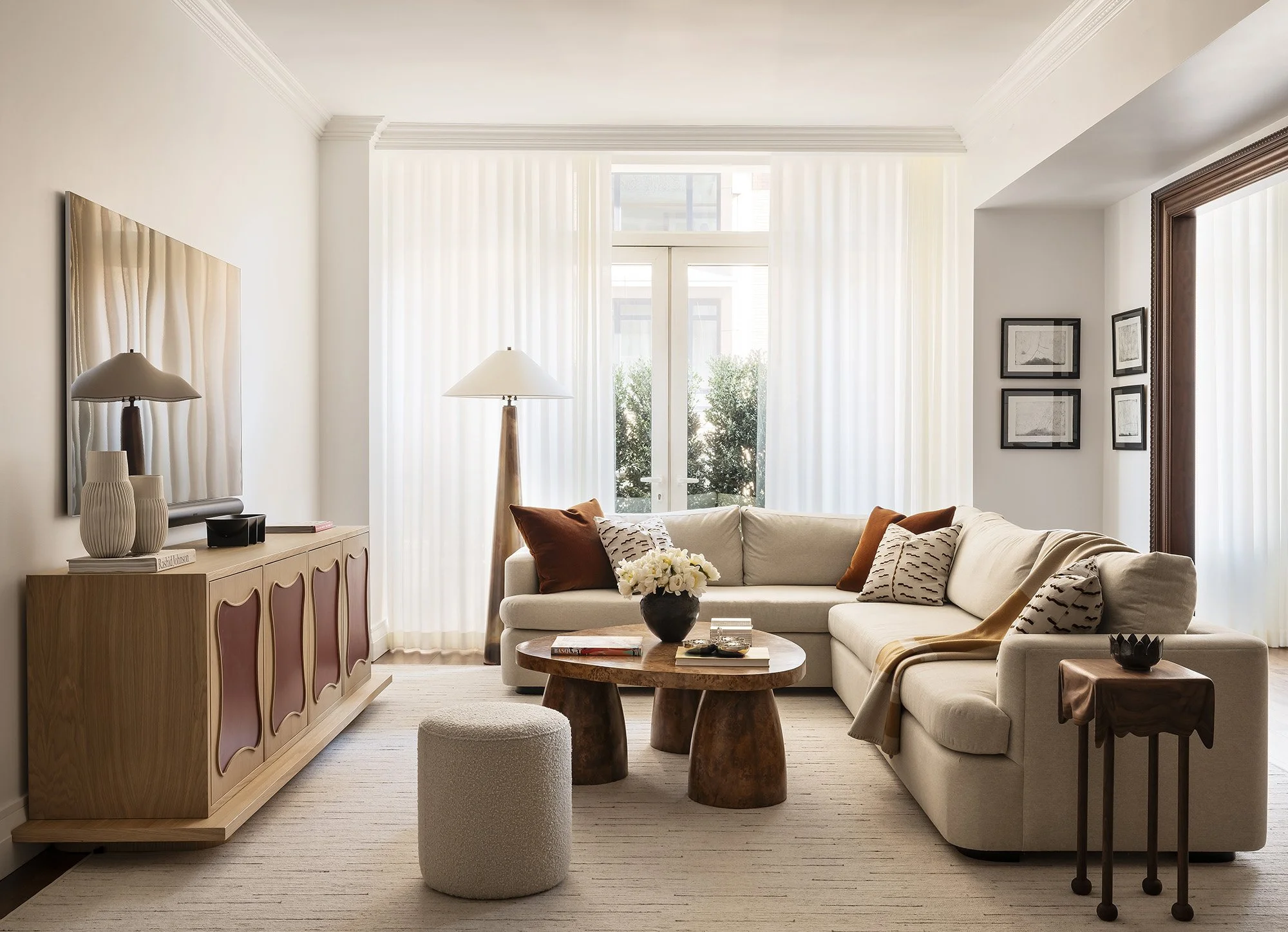 2026-03-10 Sarah Tract. 2150 Broadway15155.jpg