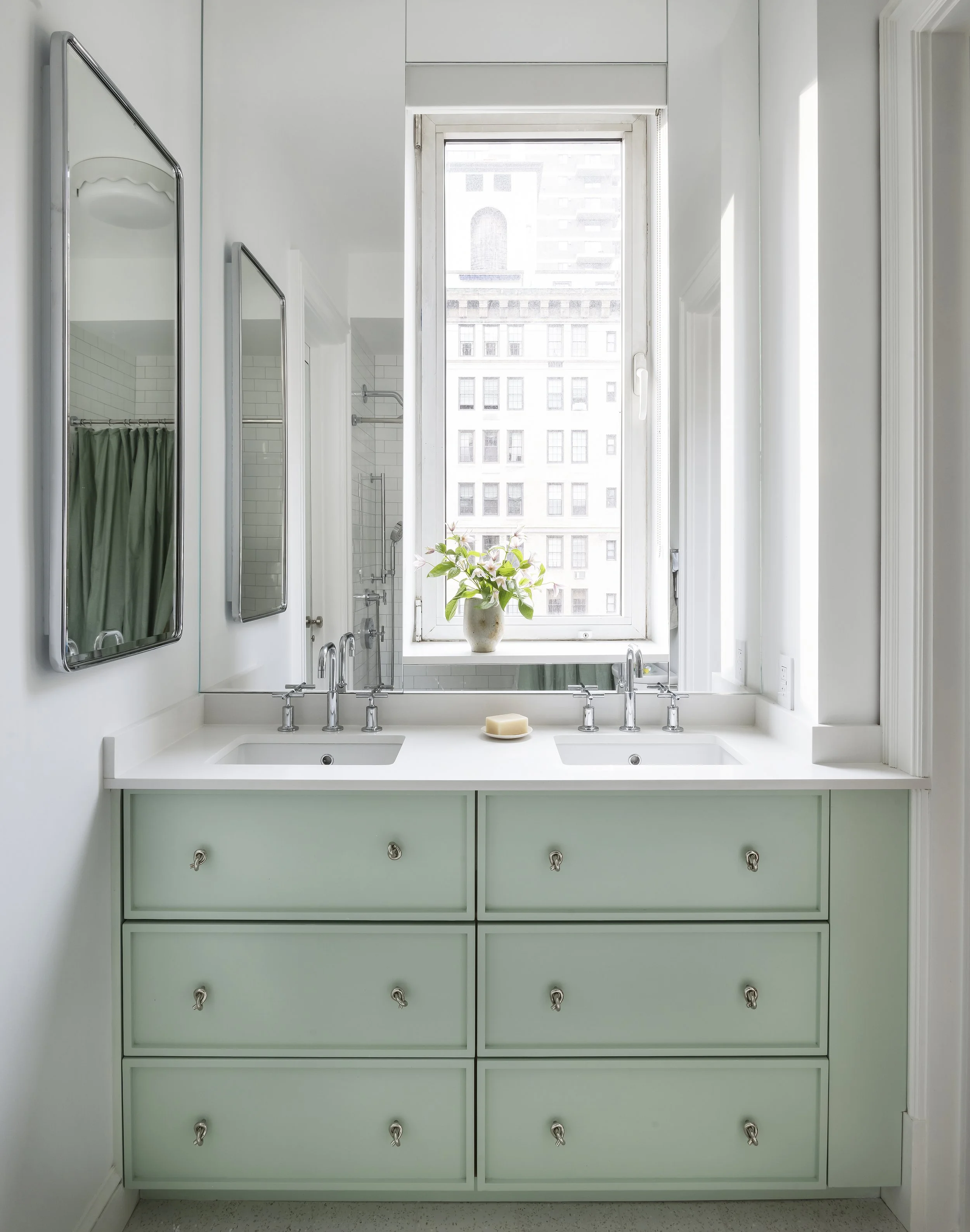 2026-03-11 Sarah Tract. 1095 Park Ave16039.jpg