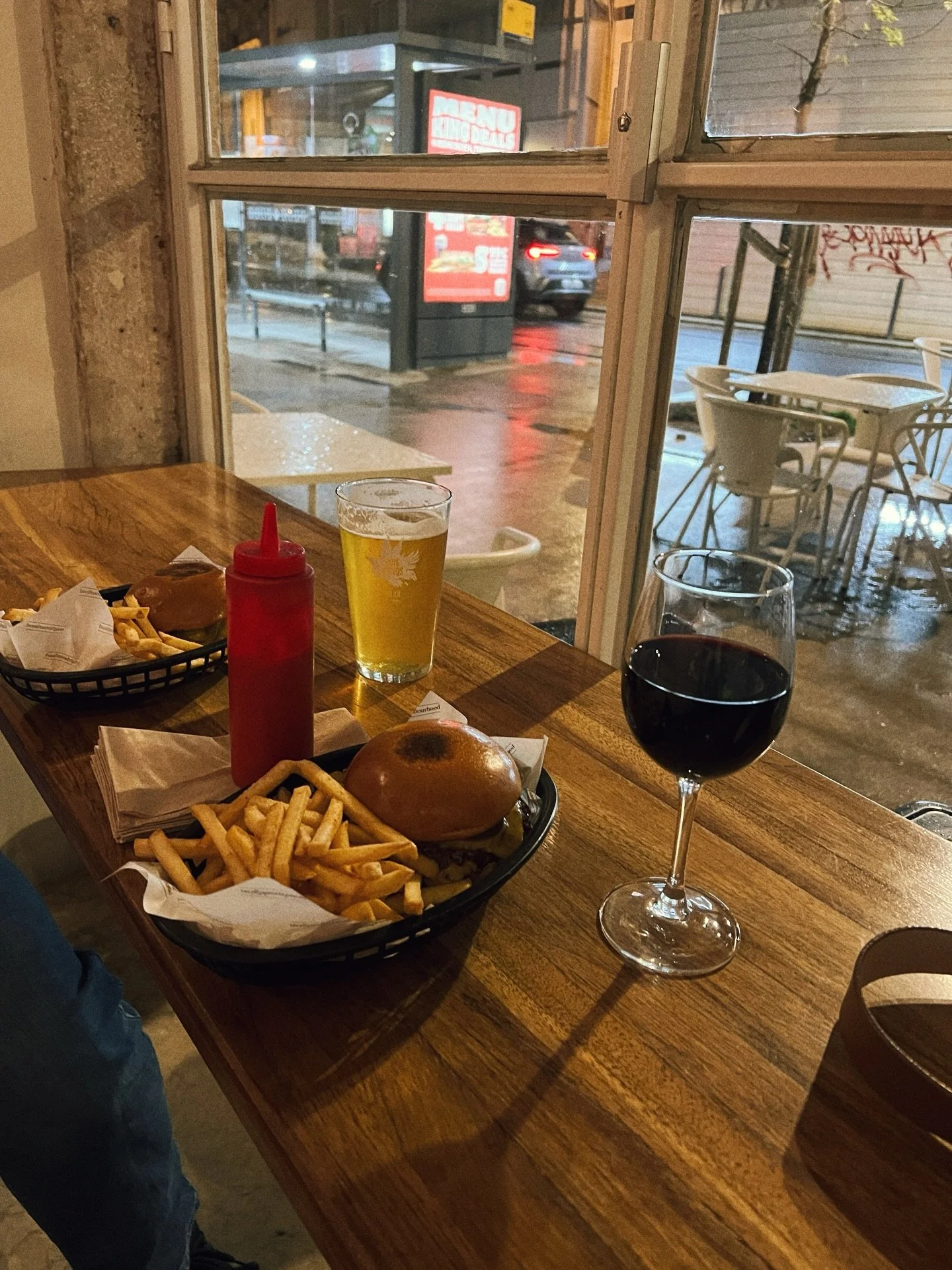 Its not the best time in history to be Ukrainian - American 🥲

#lisbon #photodump