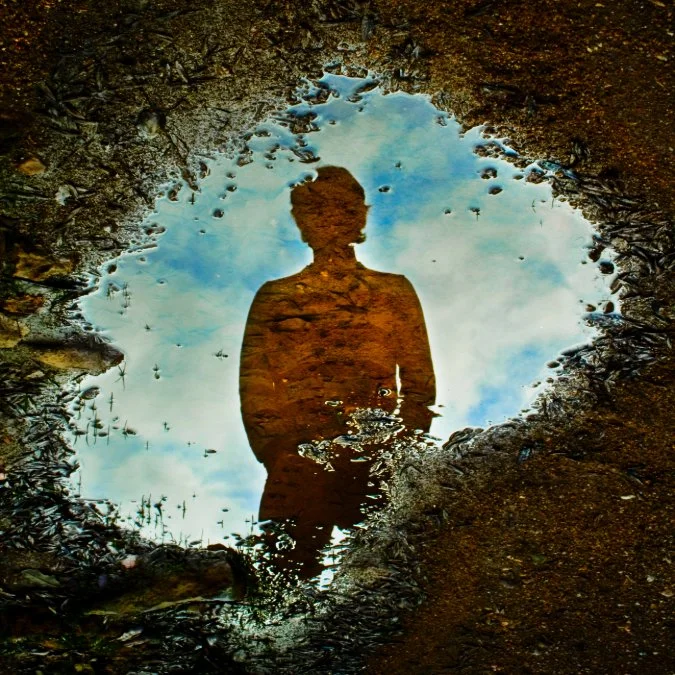 Sunday, July 27, 2025 — The Mirror of Meaning: Moon in Leo & Venus–Jupiter Conjunction